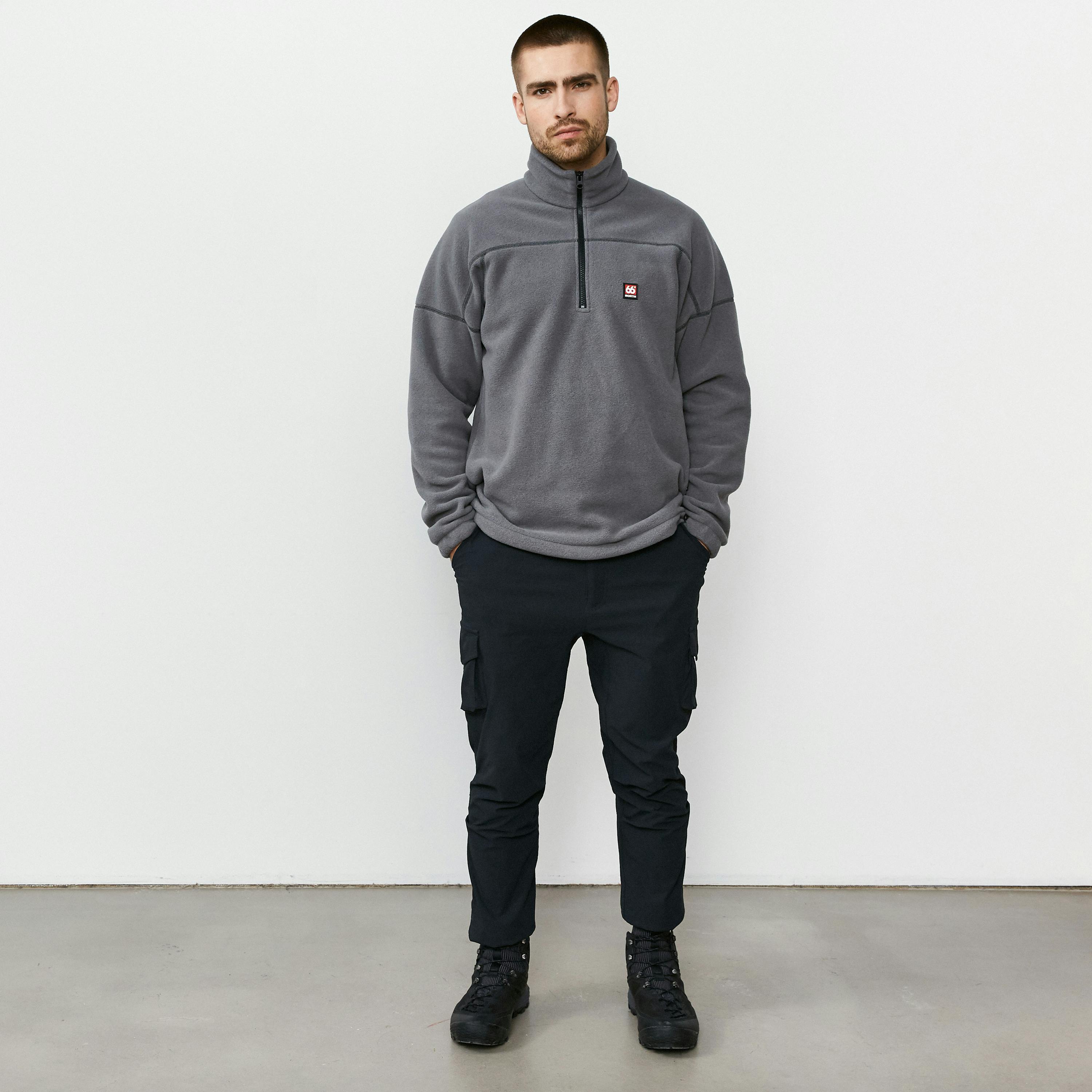 Esja model-Men