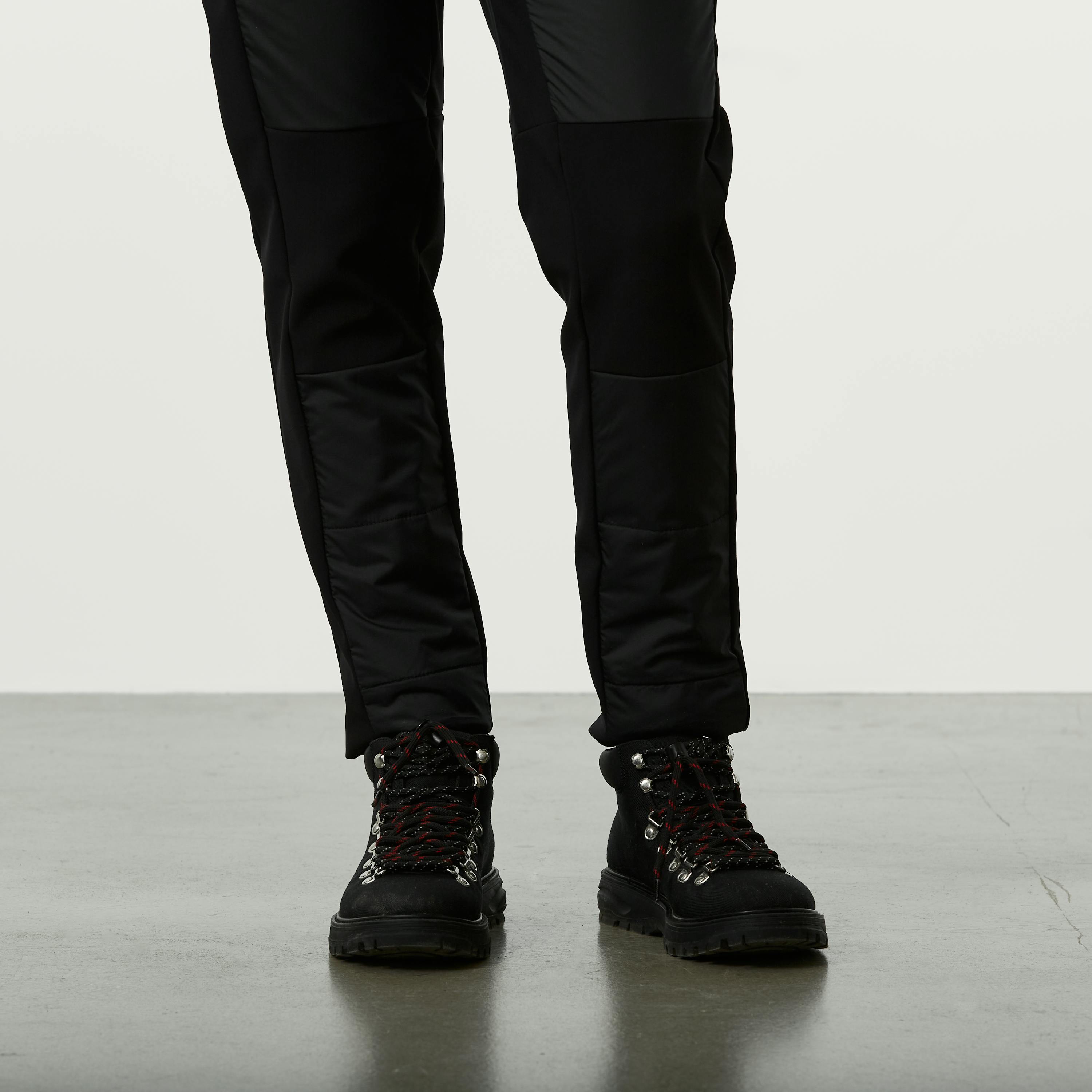 Laki  Black