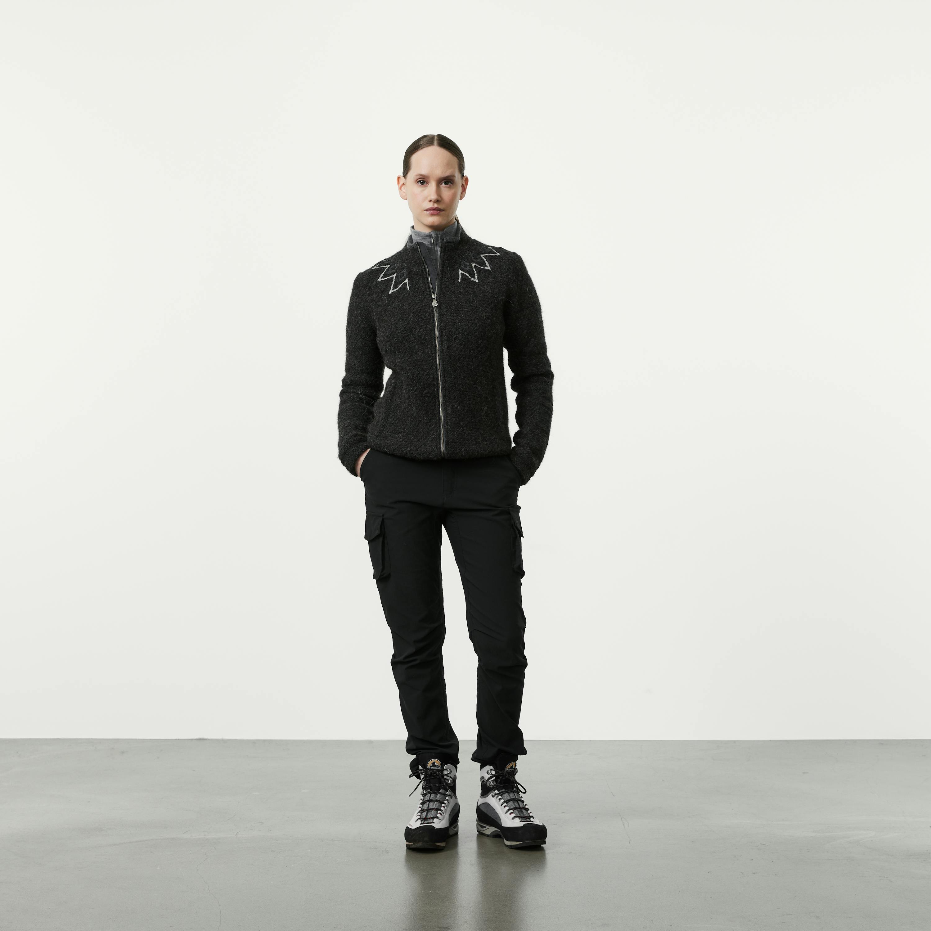 Kaldi Gore Infinium W Jacket model-Women