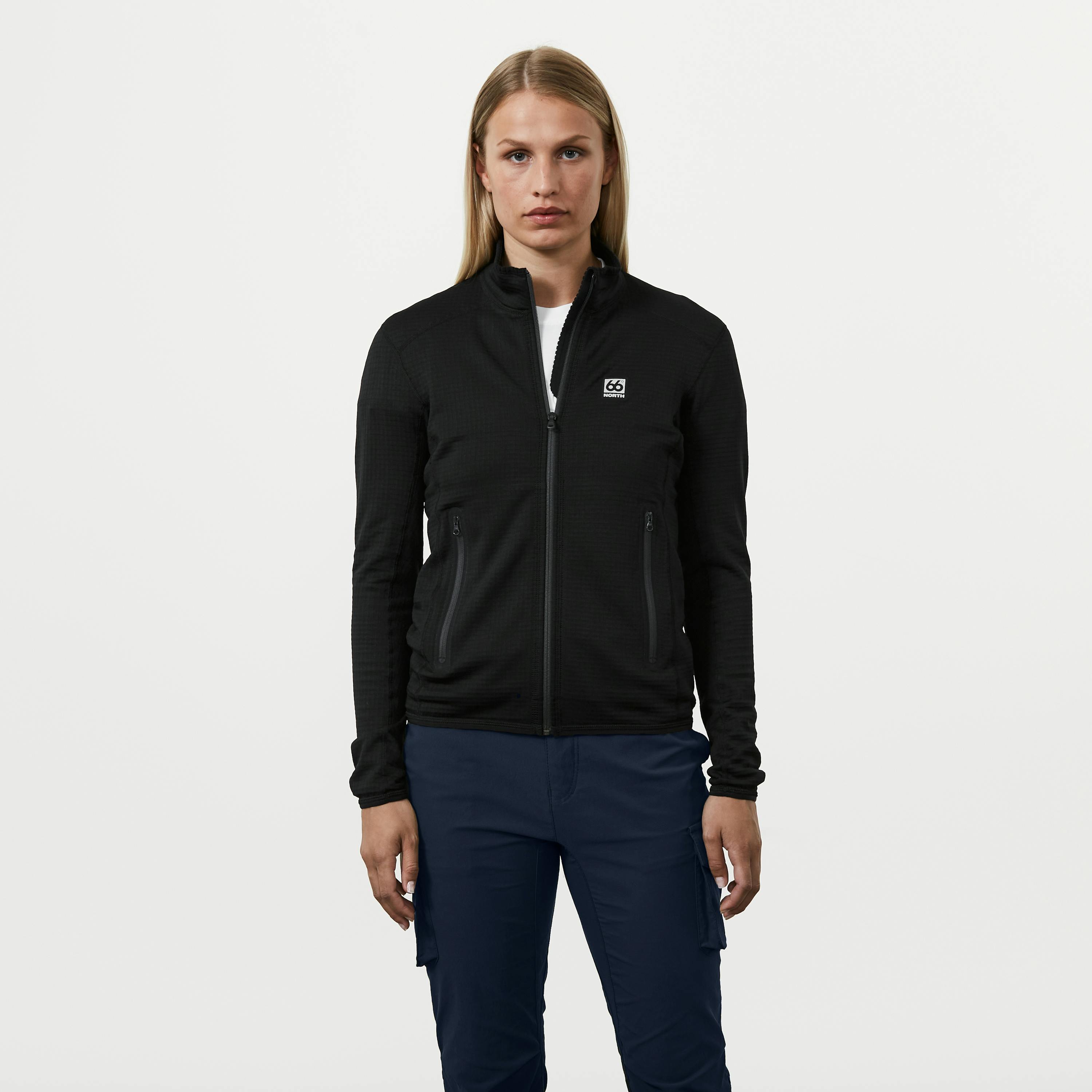 Straumnes Black model-Women