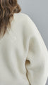 Vonarstraeti Sweater