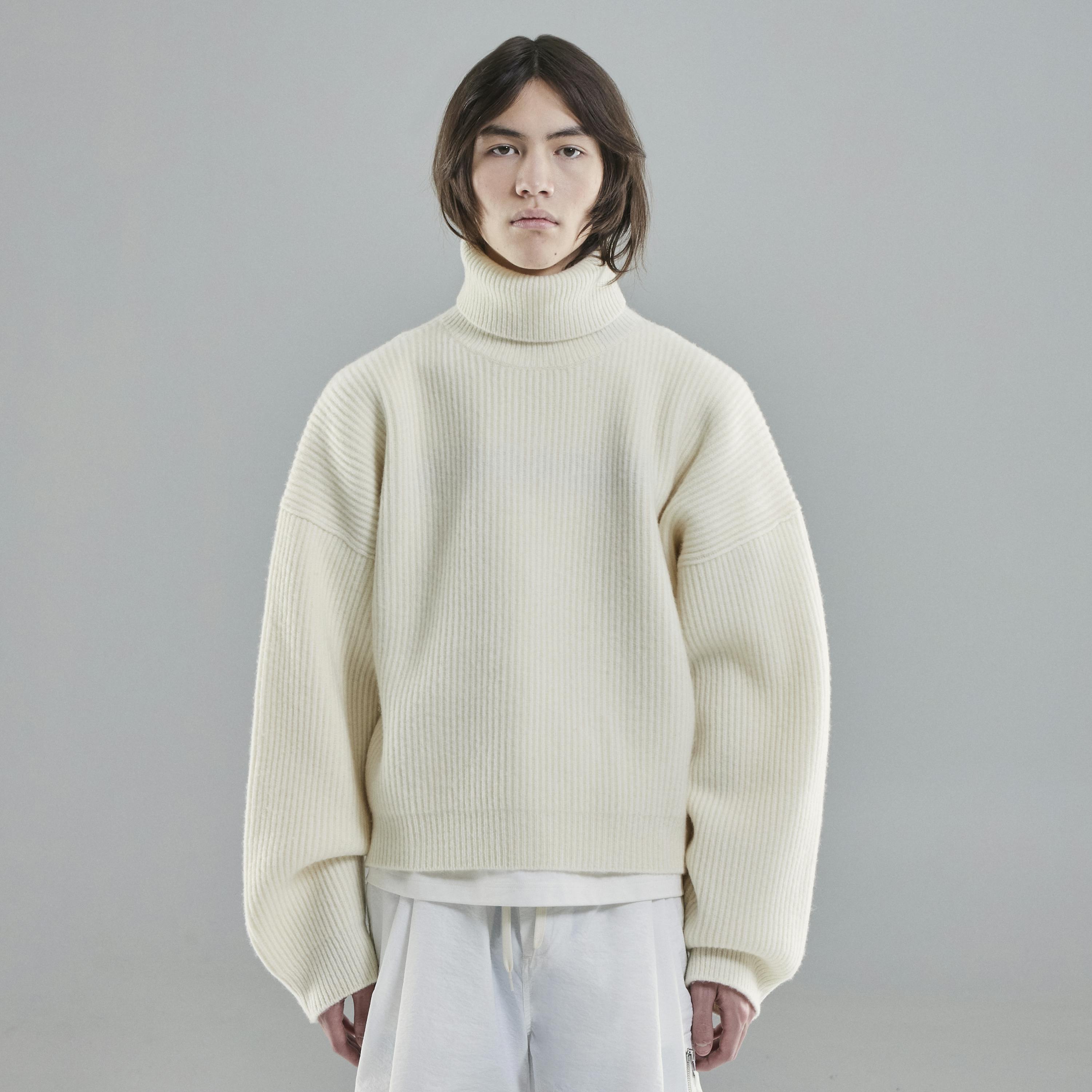 Vonarstræti Off White model-Men