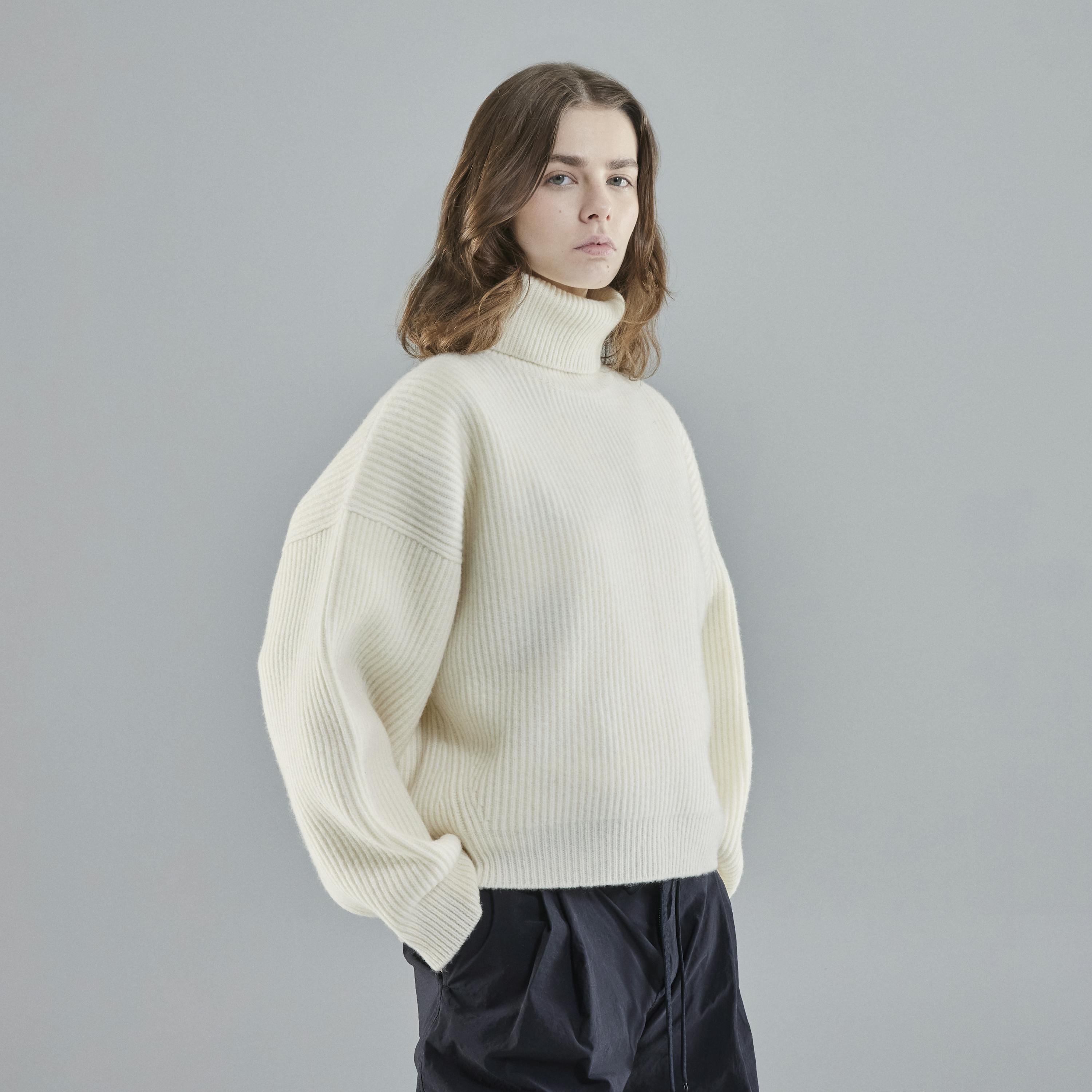 Vonarstræti Off White