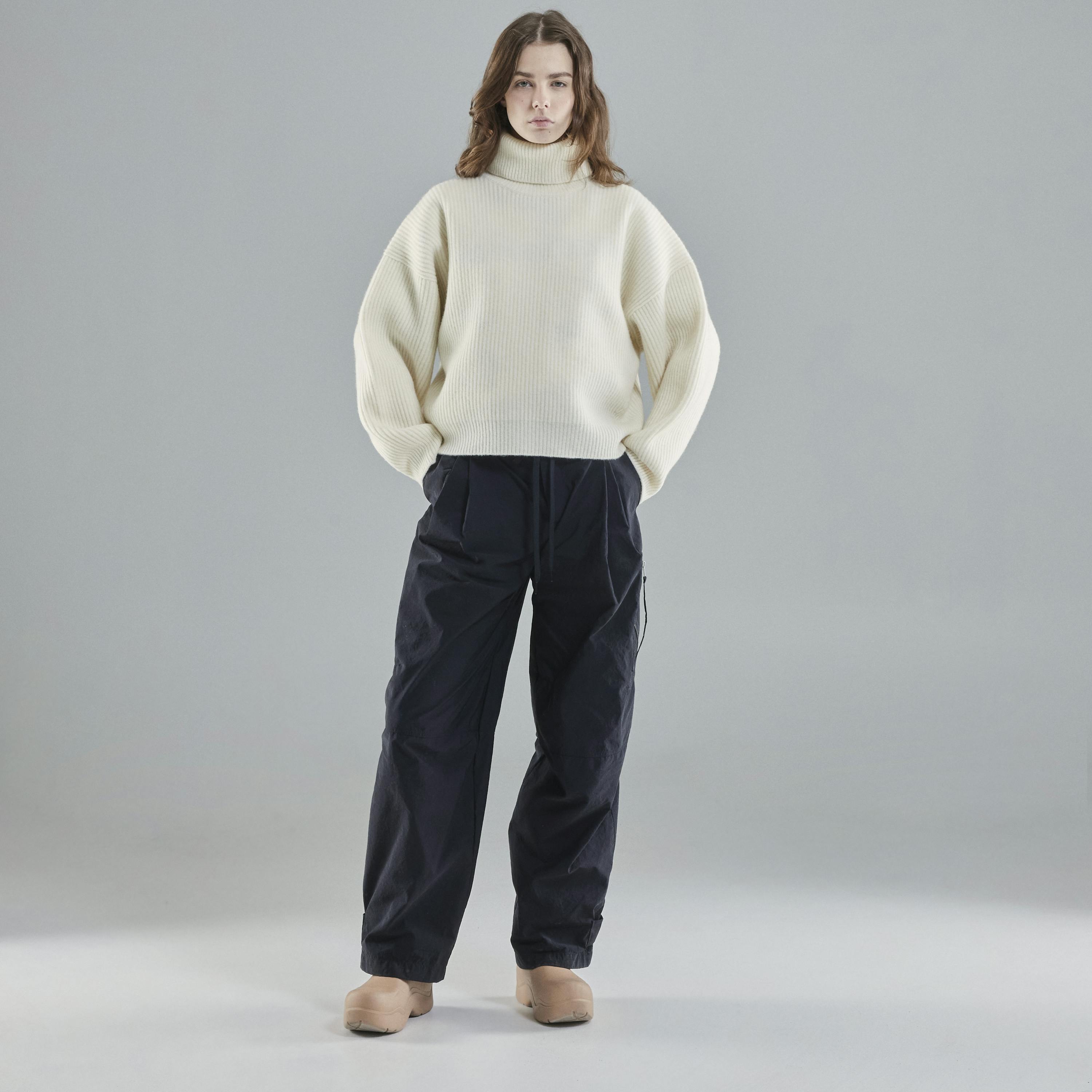 Vonarstræti Off White