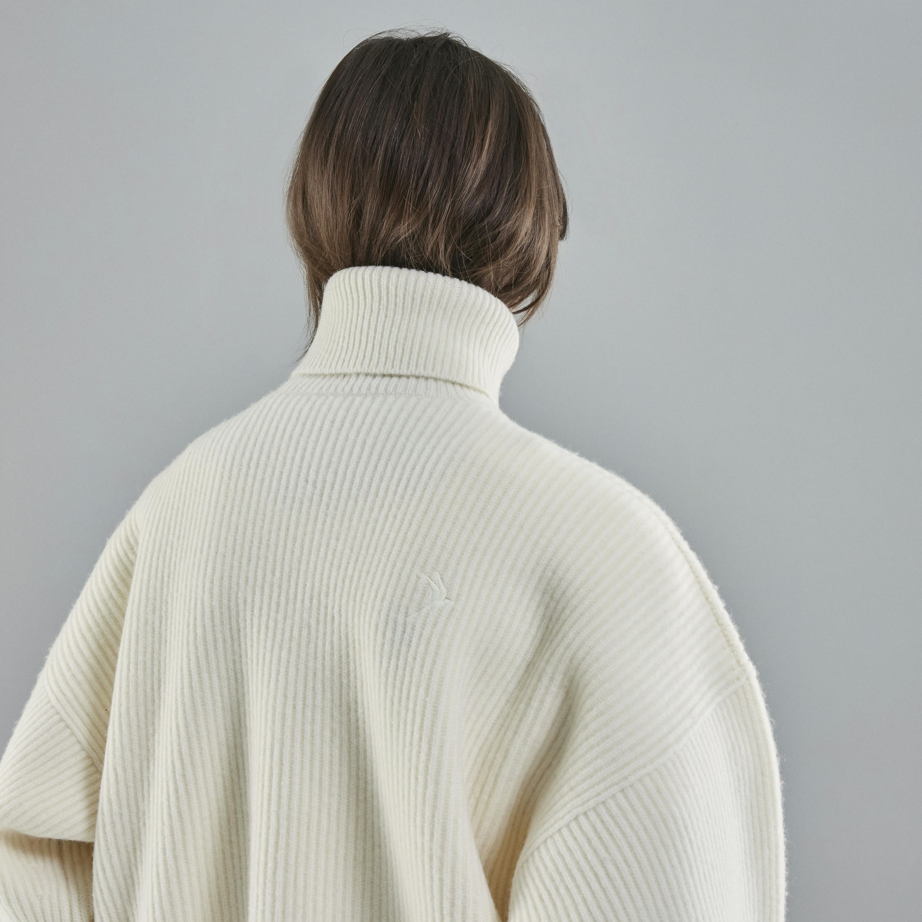 Vonarstræti Off White