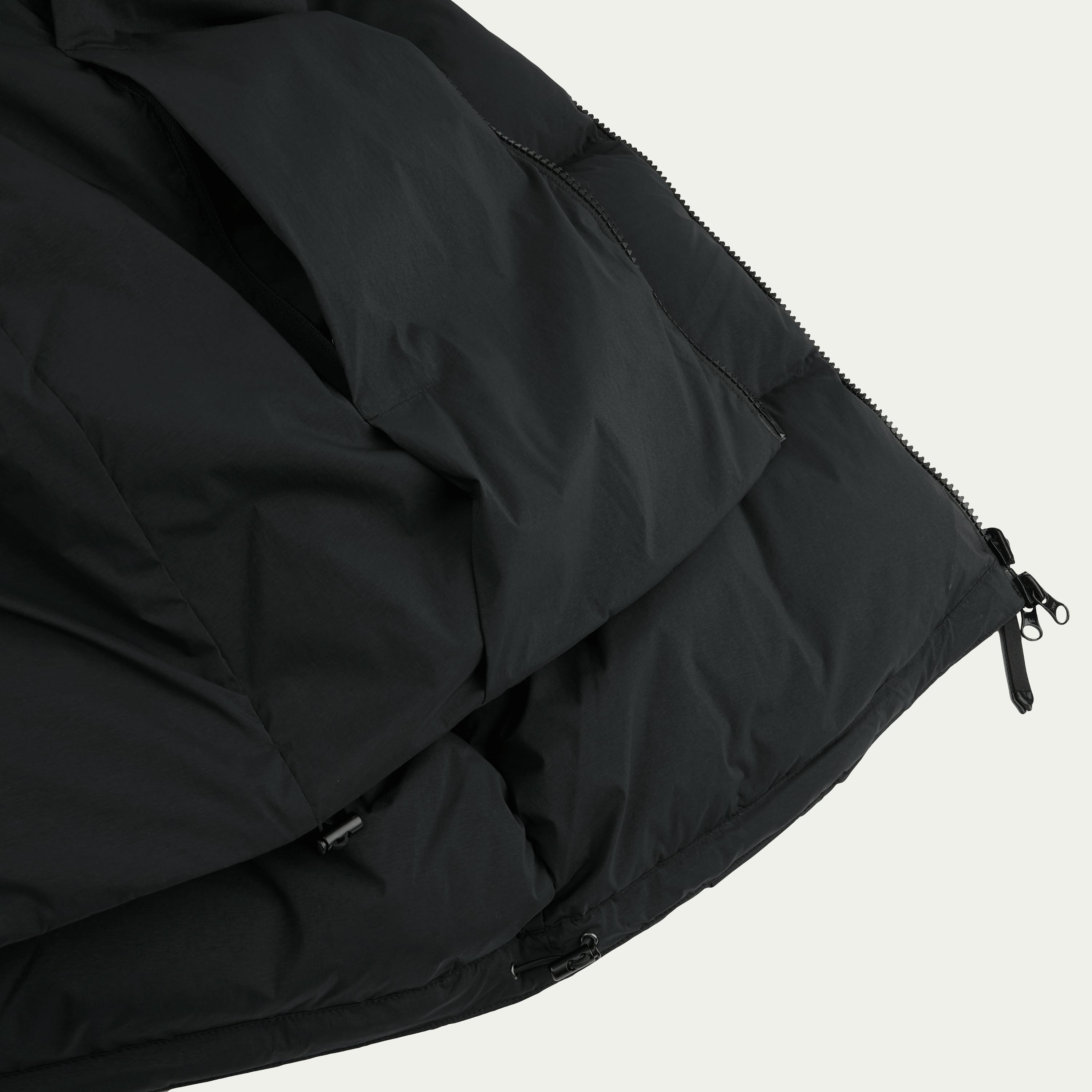 Ægisíða Black