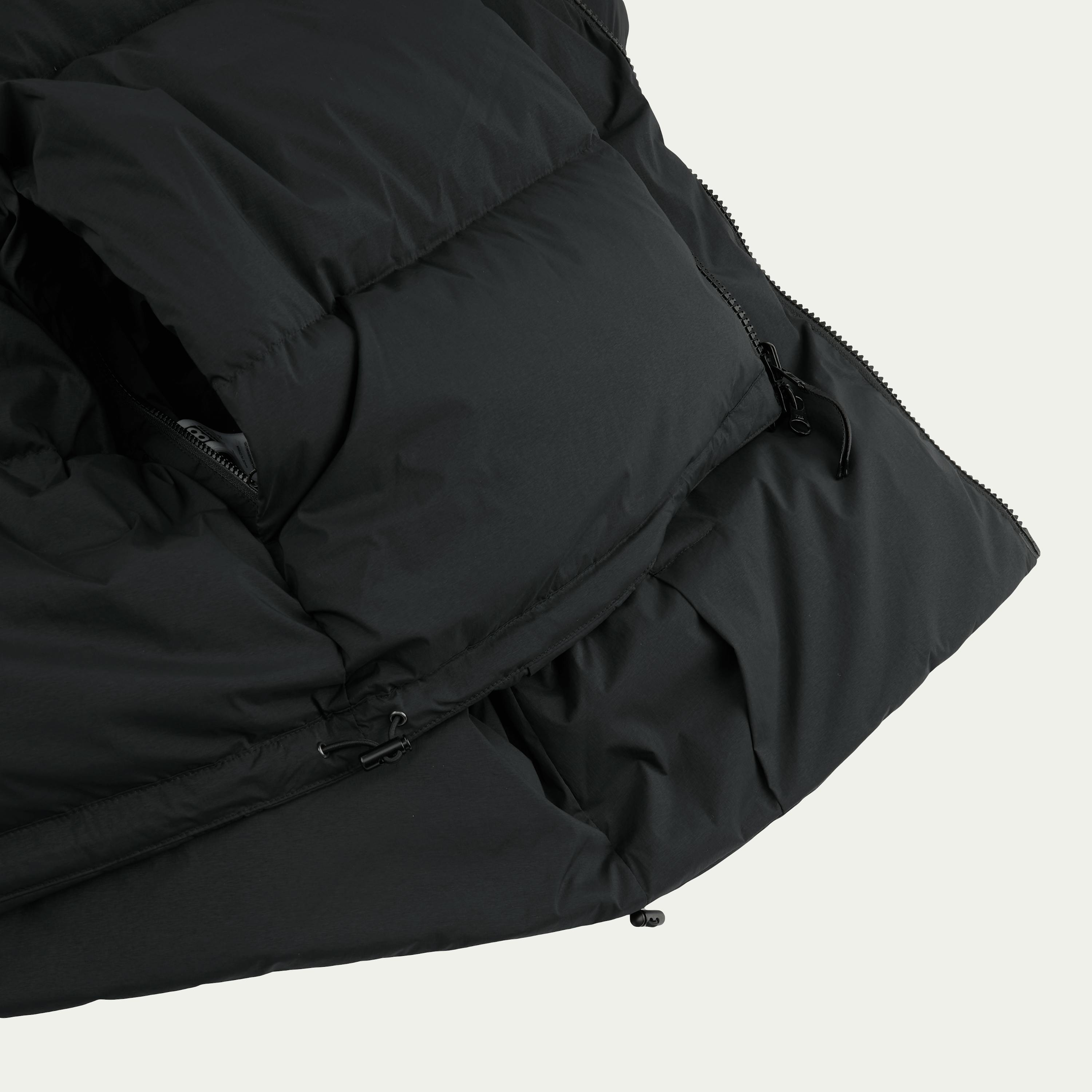 Ægisíða Black