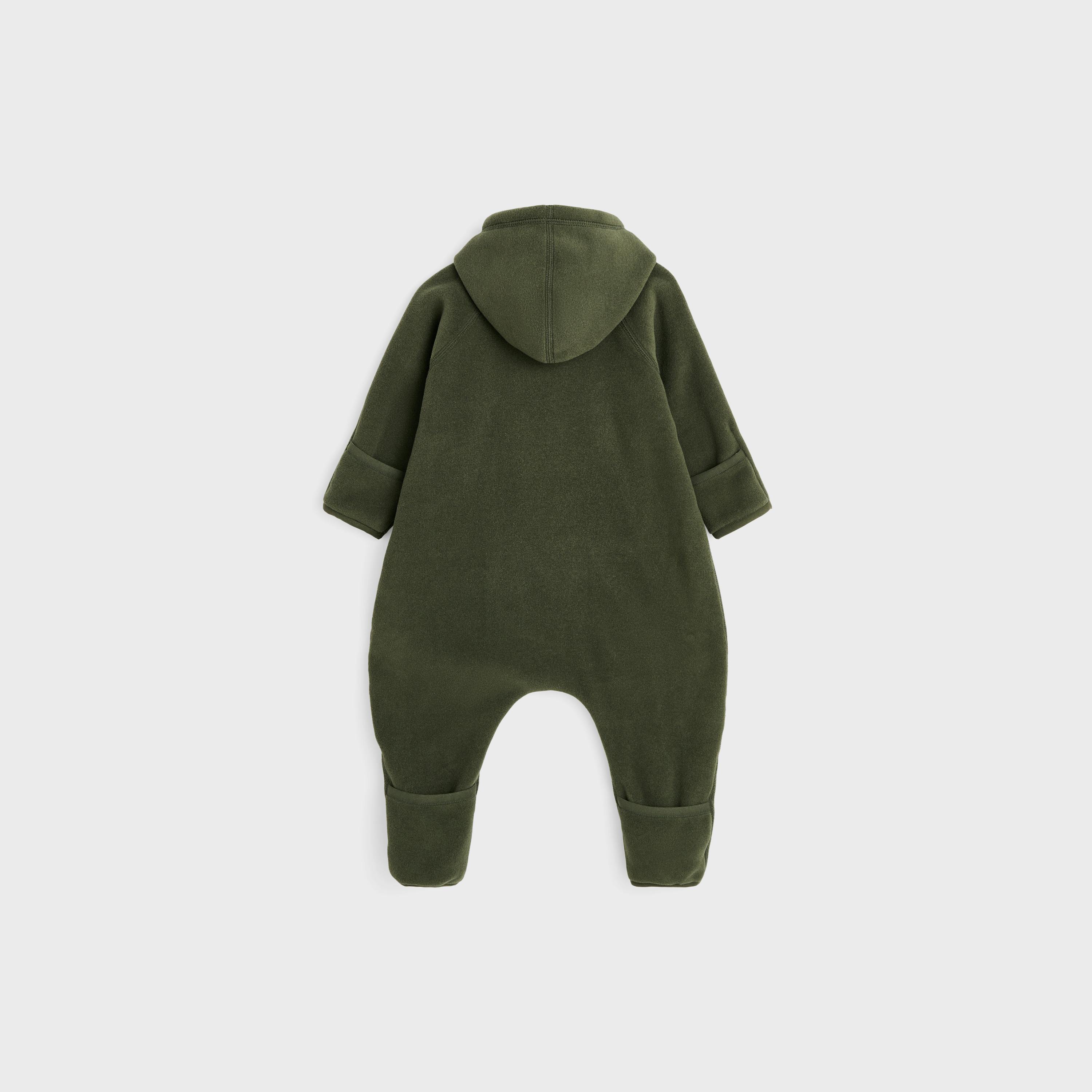 Kría Dark Glacial Clay