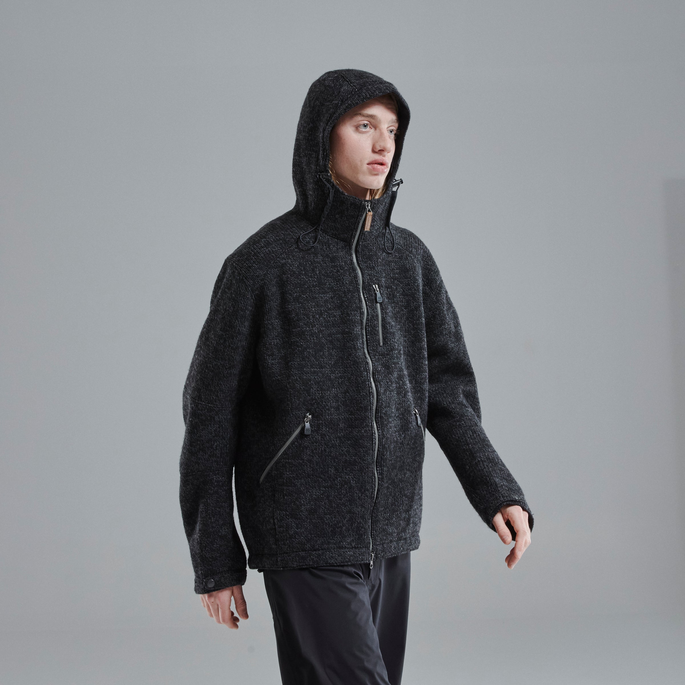 Vindur Charcoal model-men