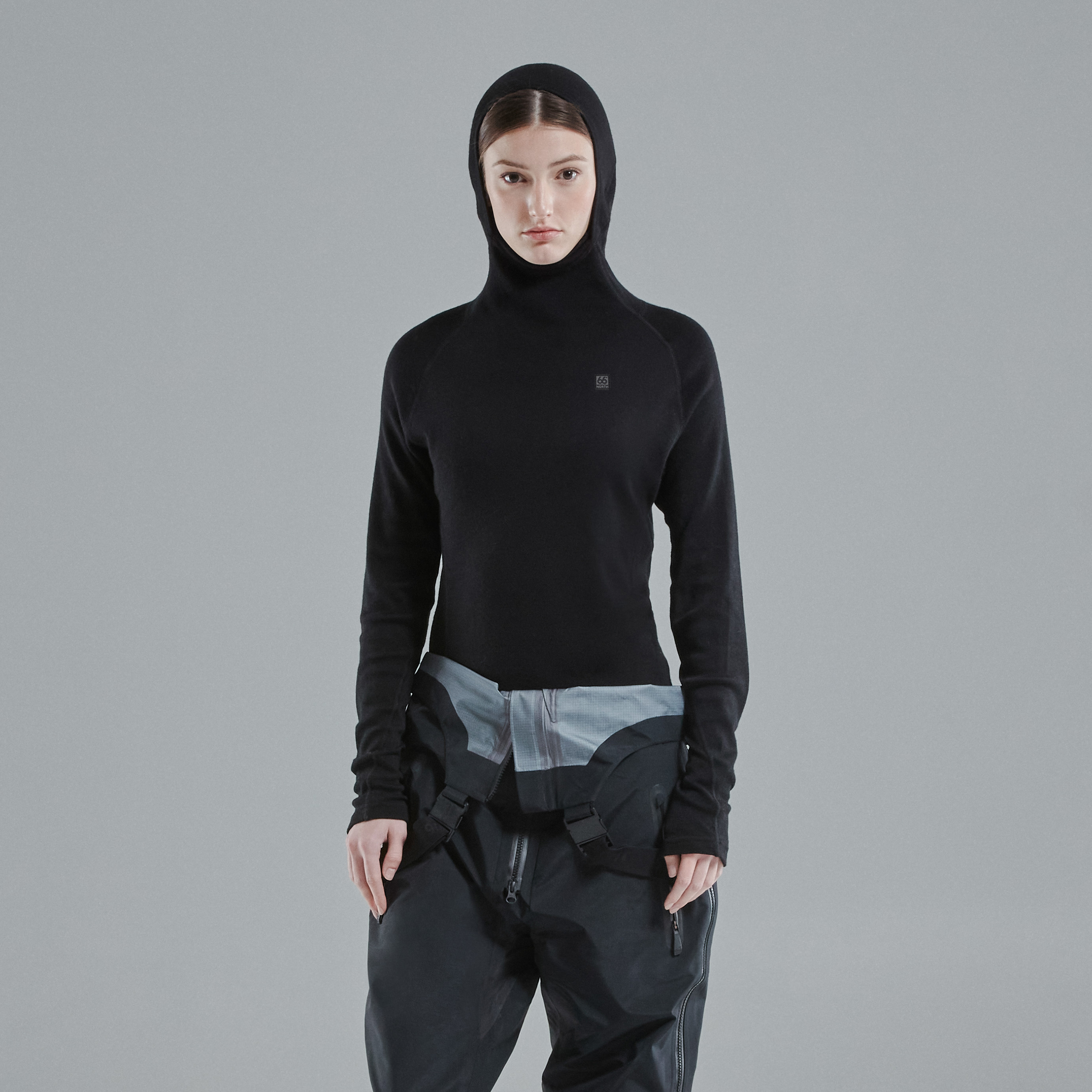 Básar Black model-women