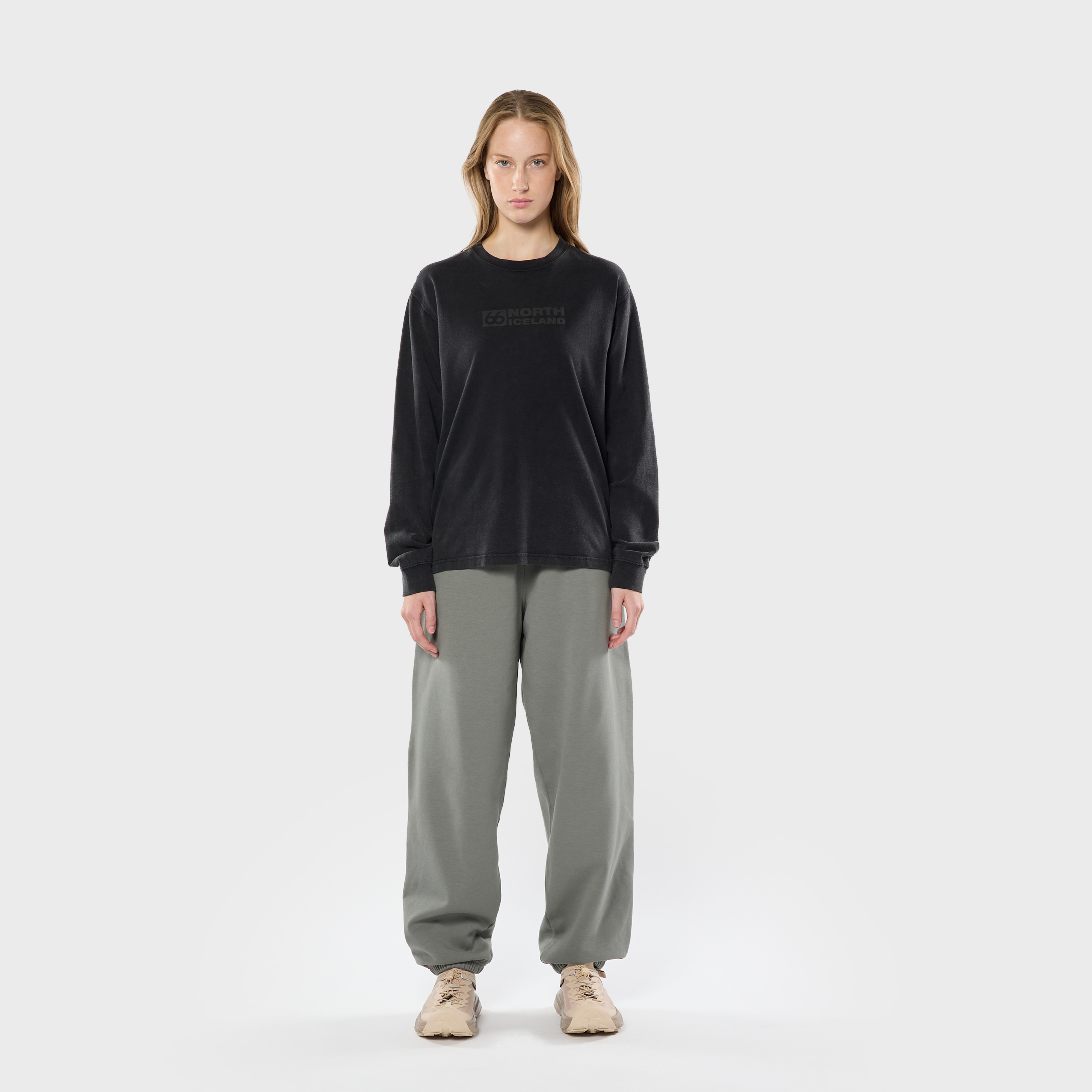 model-women [173cm / L]