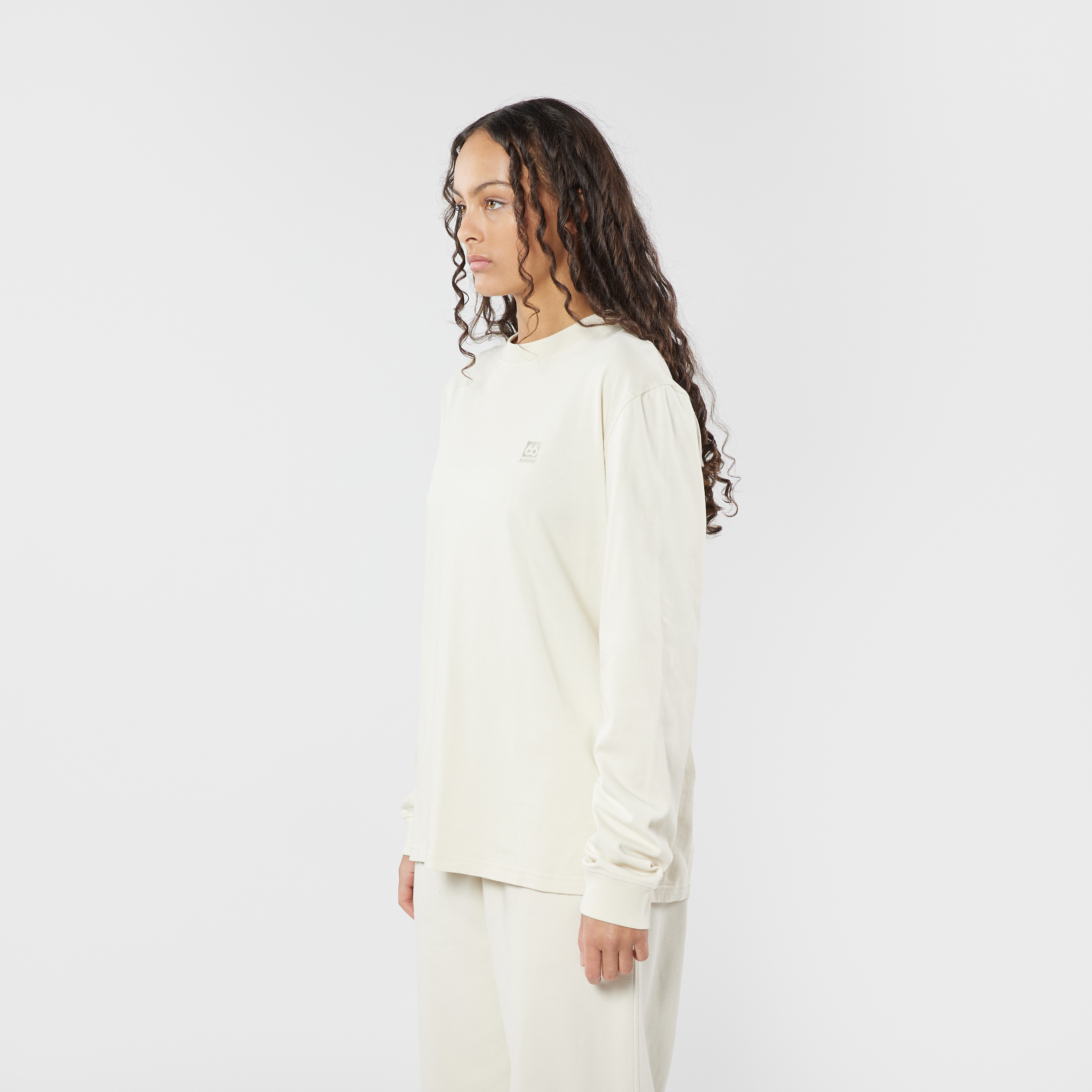 Dyngja Longsleeve model-women