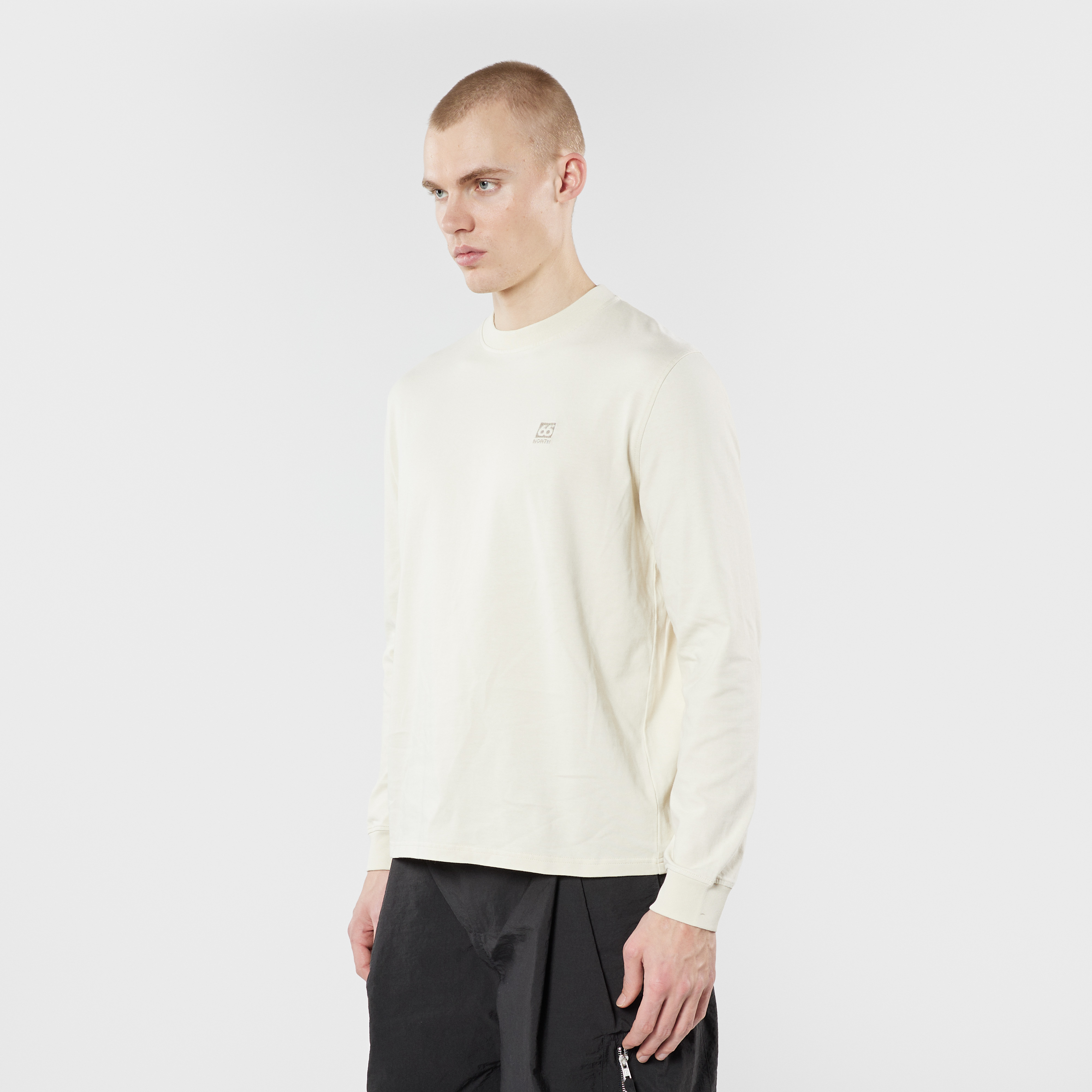Dyngja Longsleeve model-men [191cm / M]