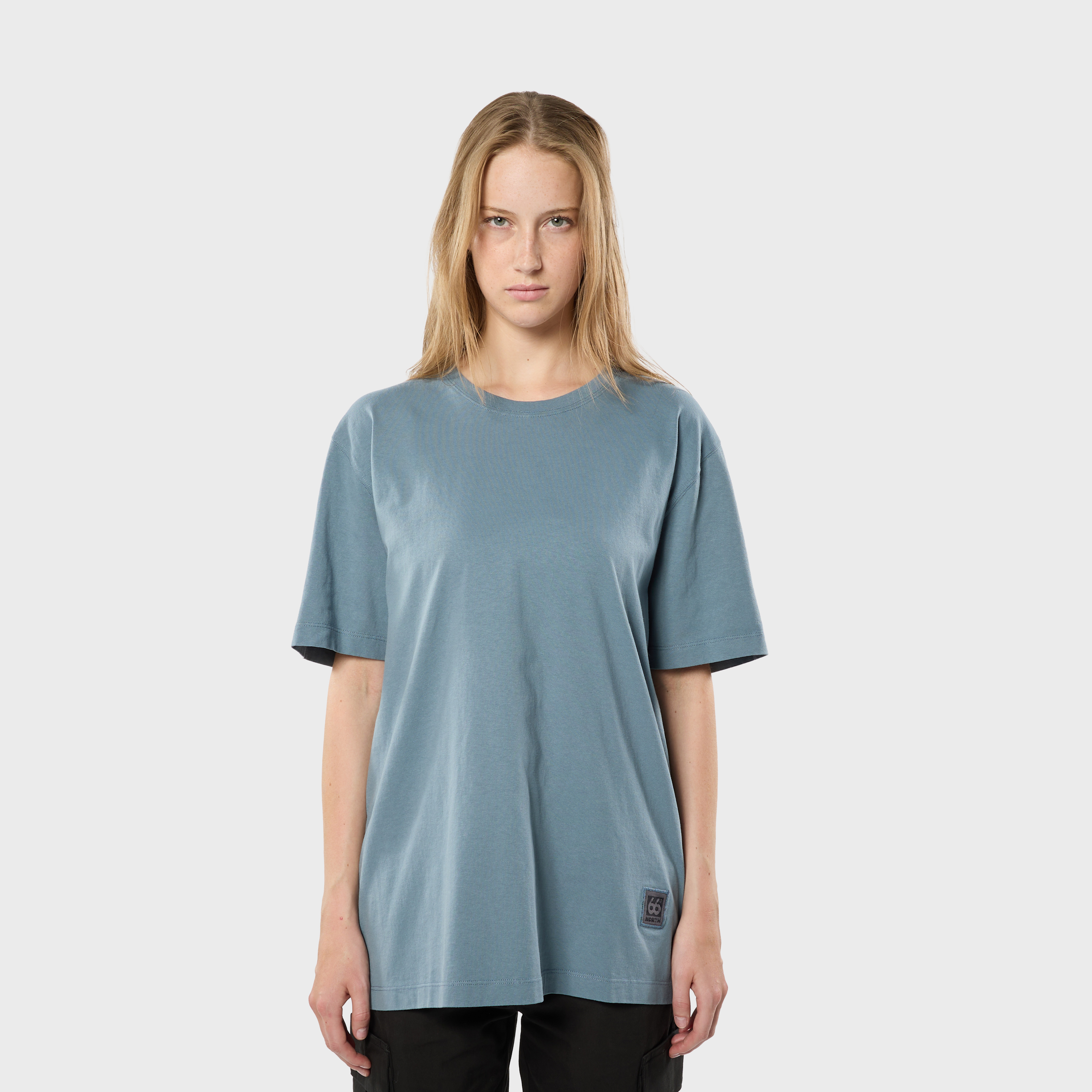 model-women [173cm / L]