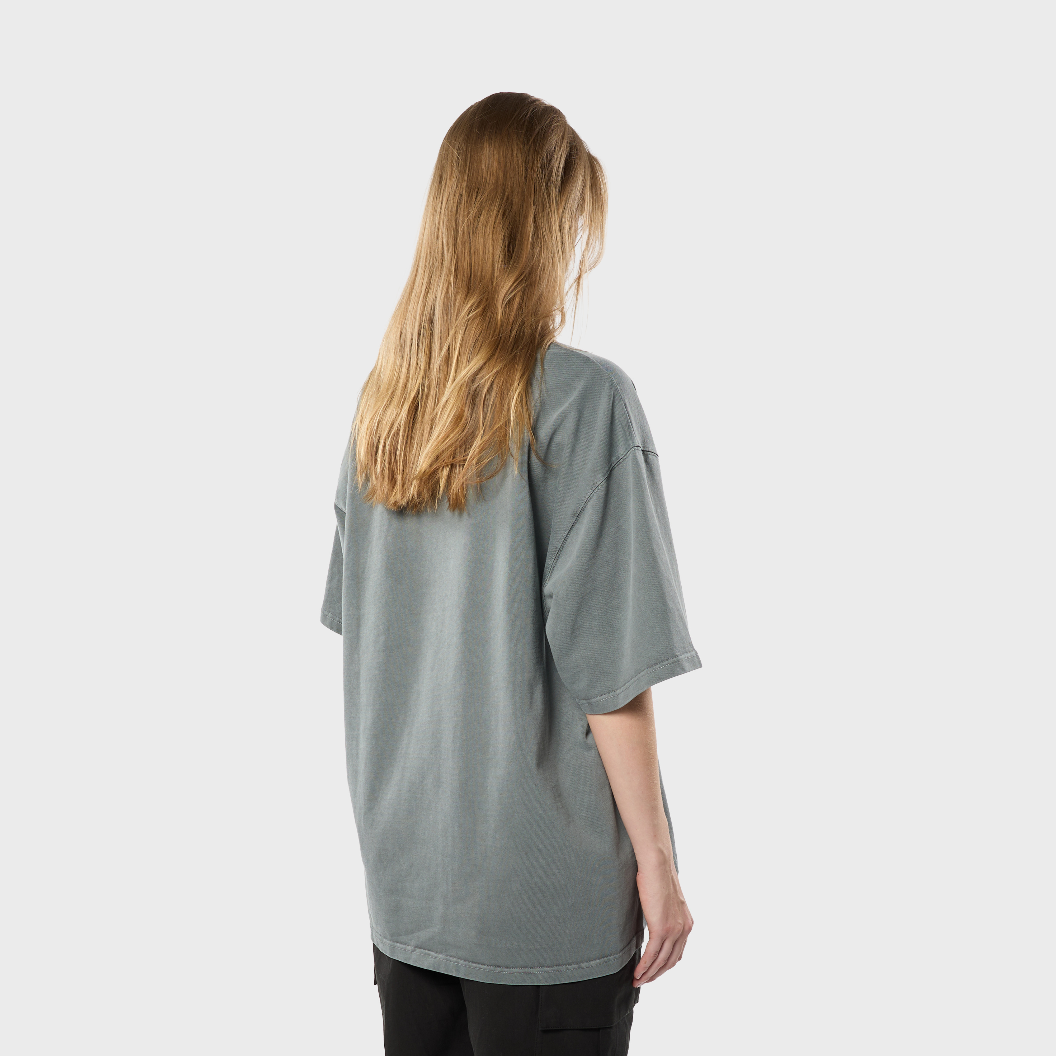 model-women [173cm / L]