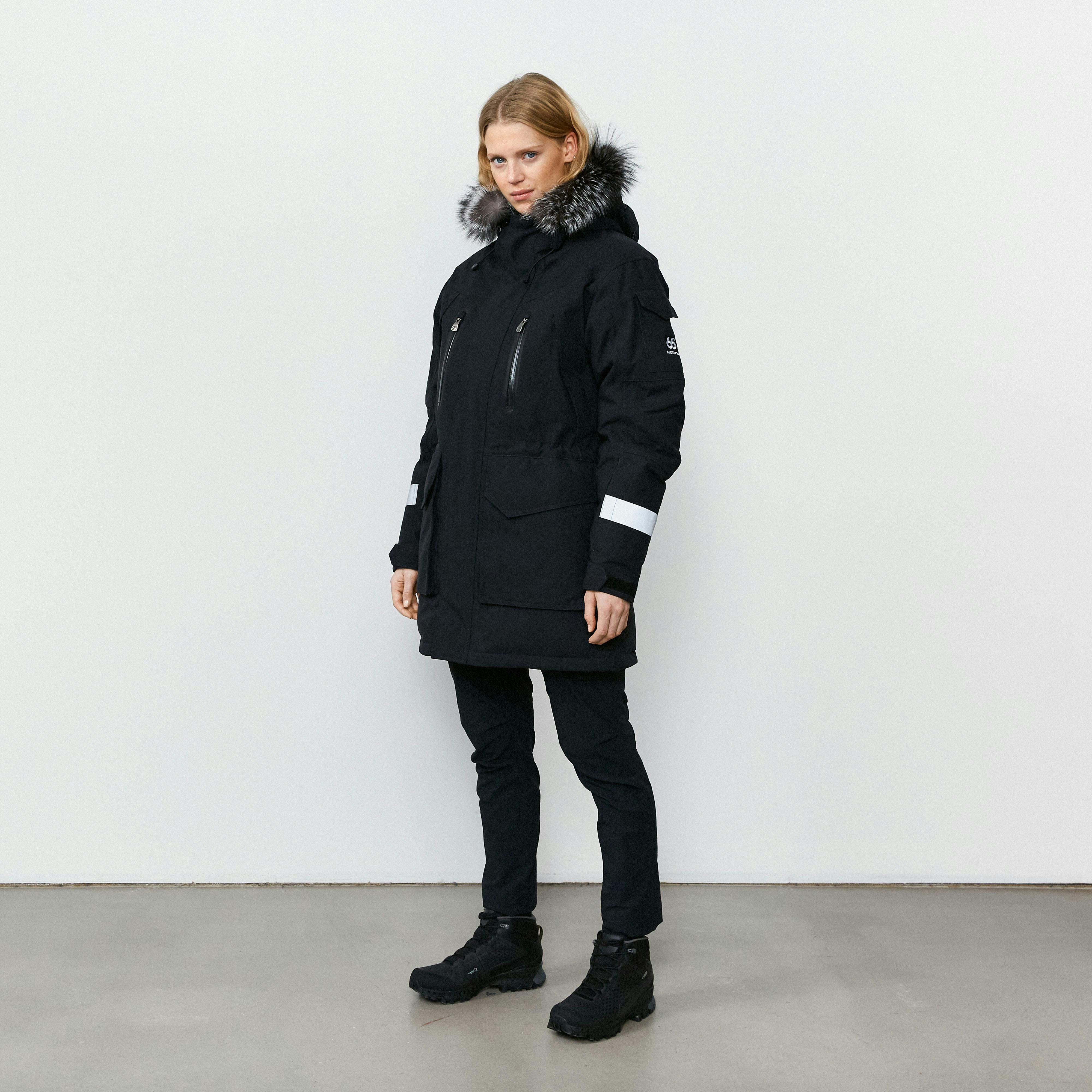 Jökla Black model-women