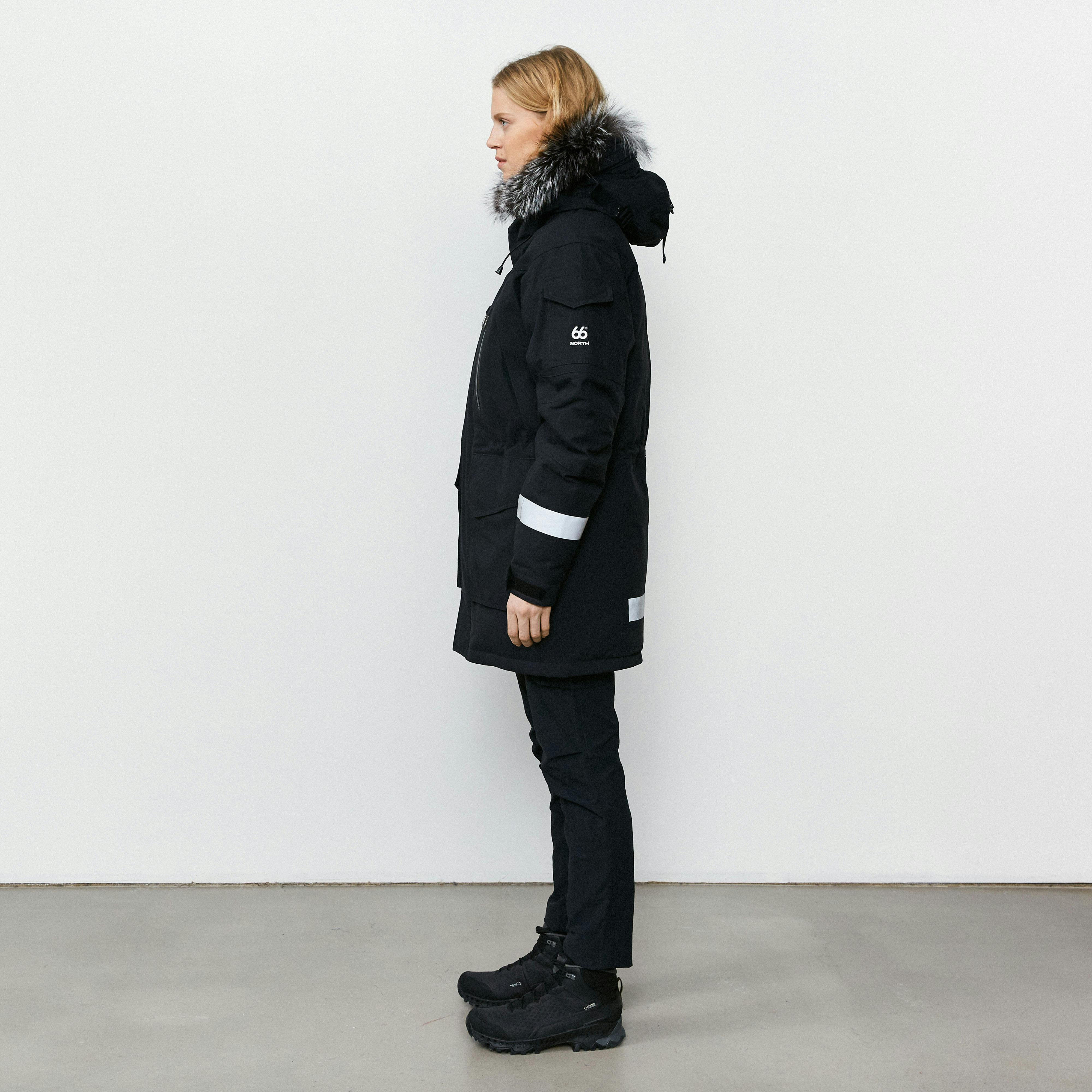 Jökla Black model-women