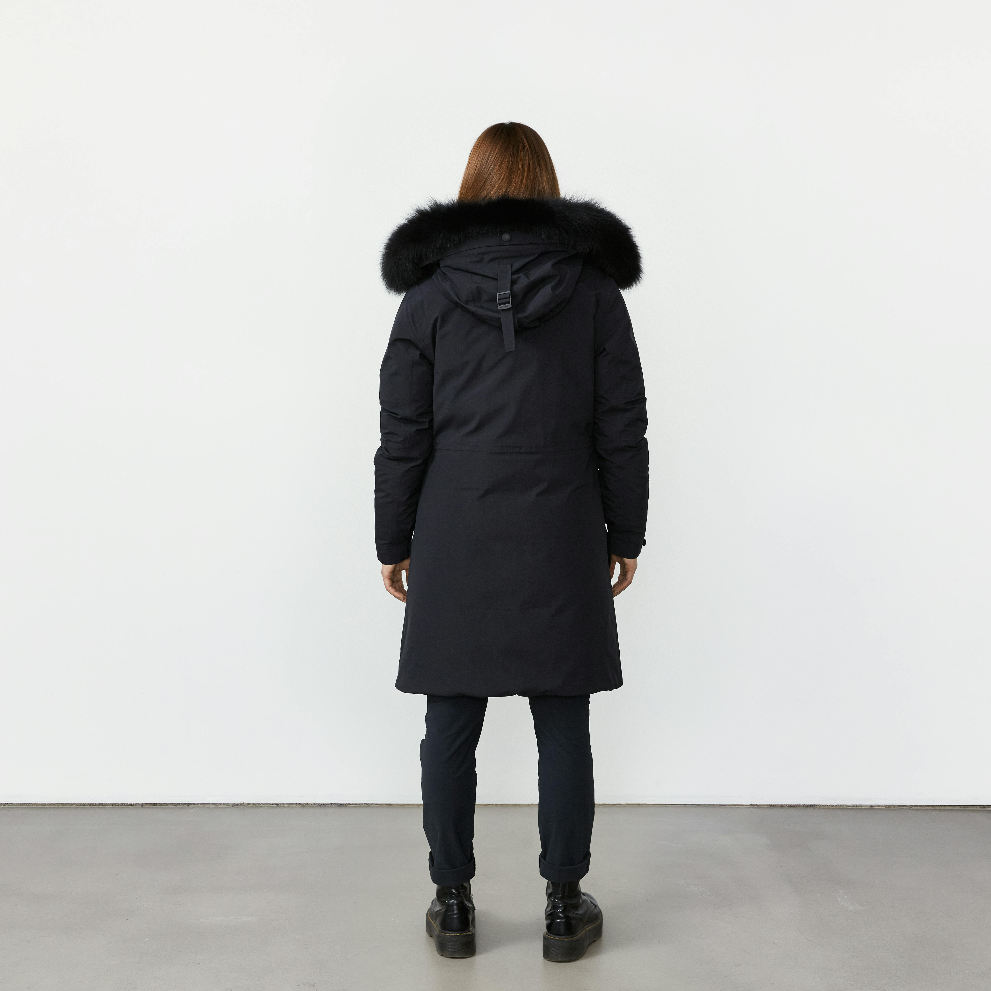 Drangajökull Black model-women