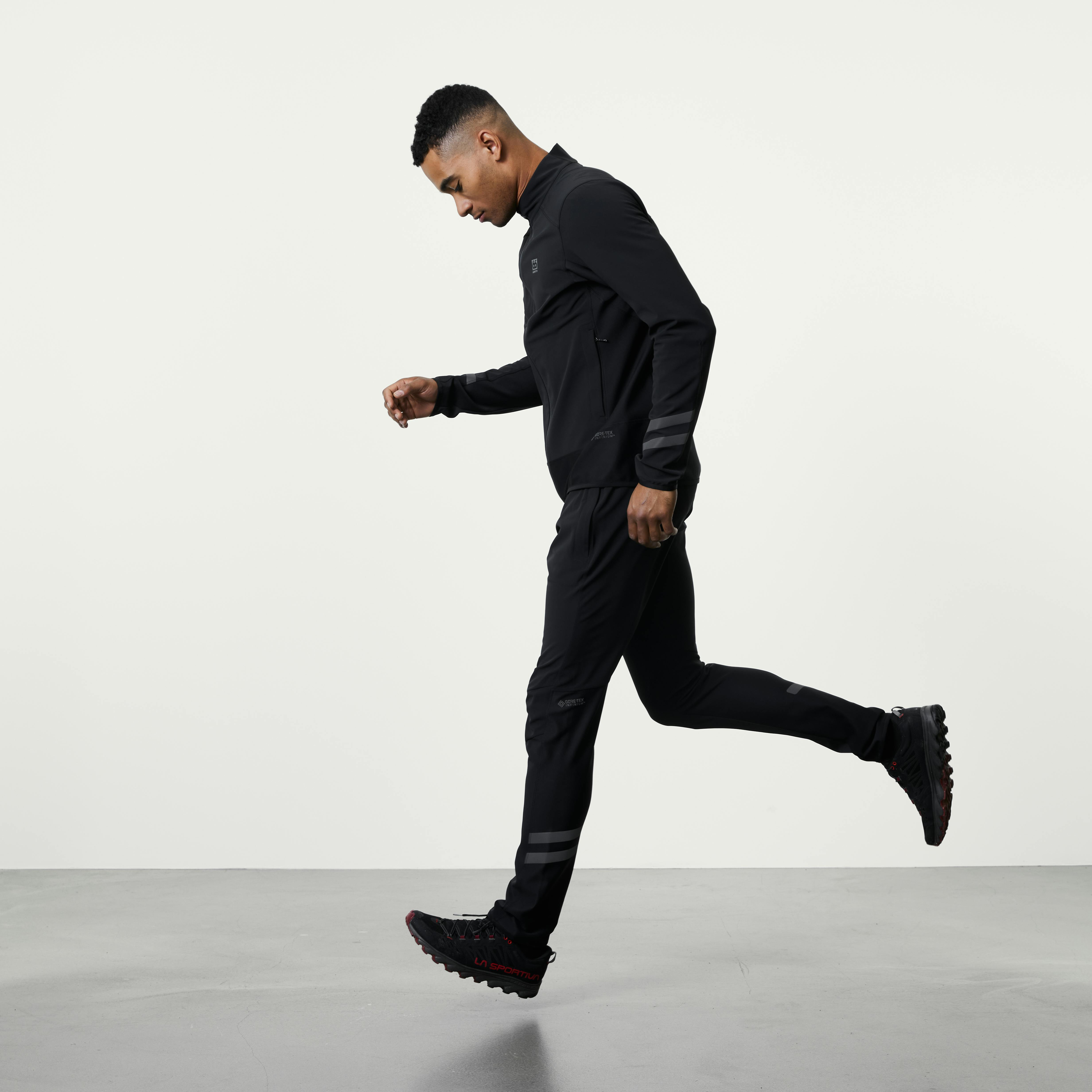 Straumnes  Black model-men