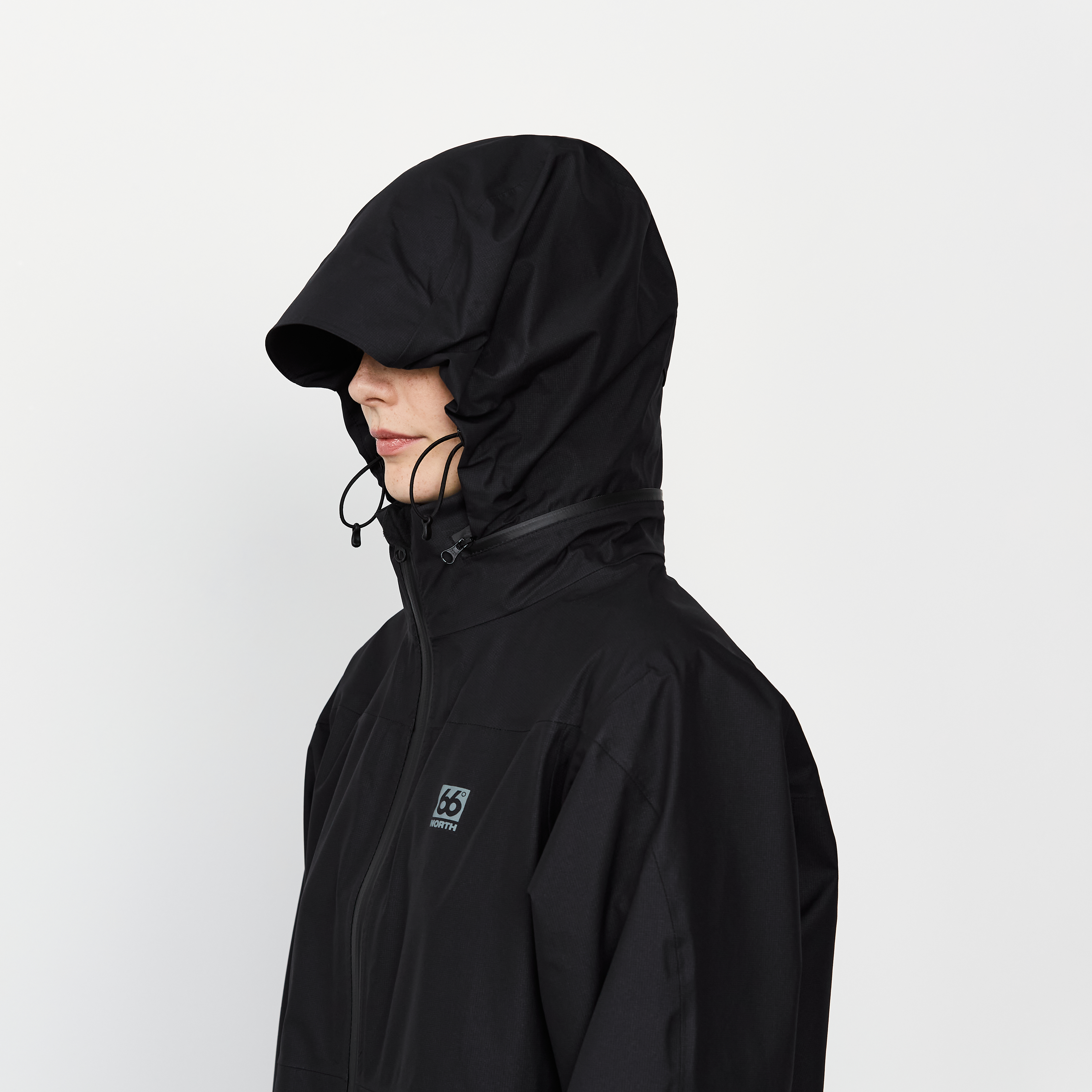 Keilir Black model-women