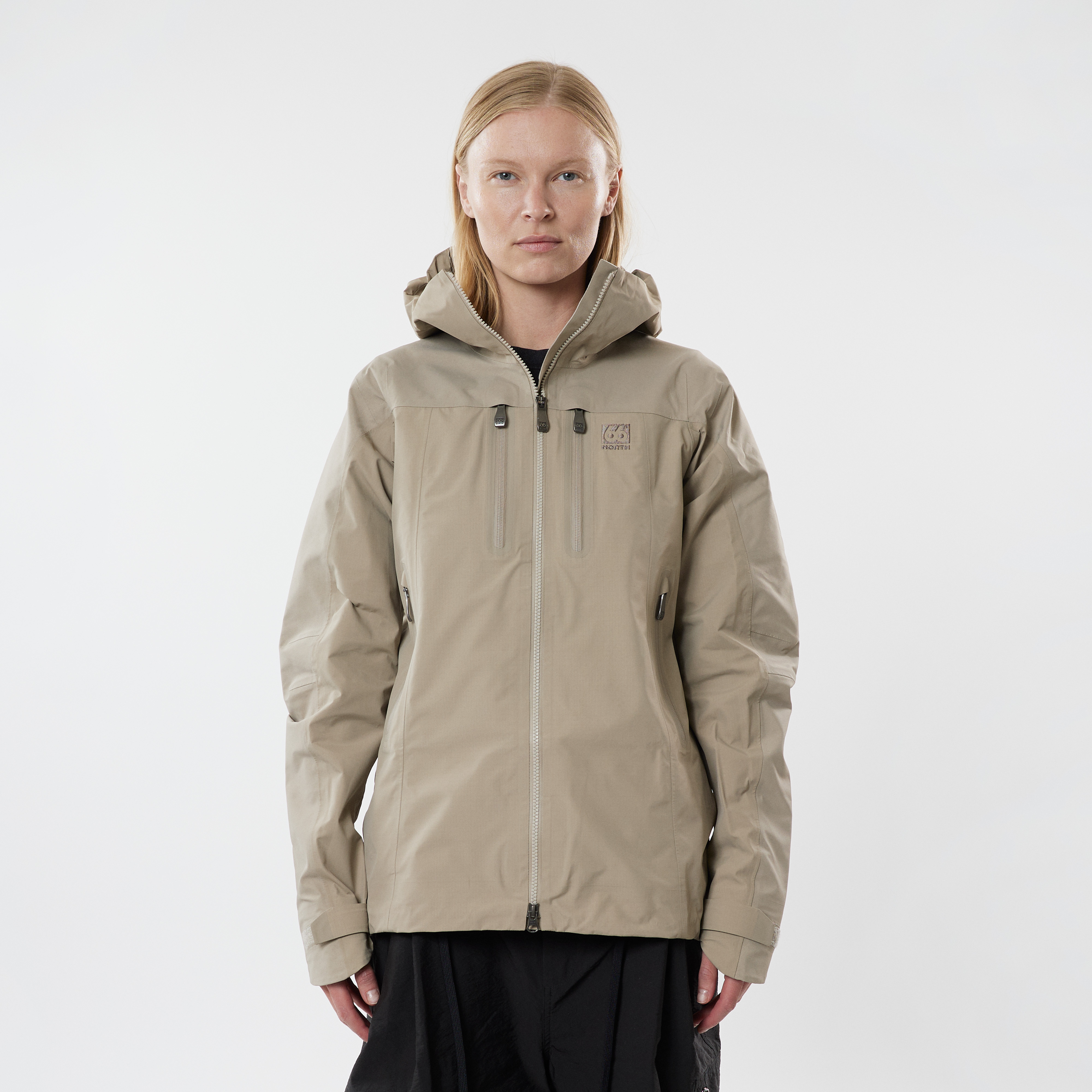 Hornstrandir  Volcanic Desert model-women