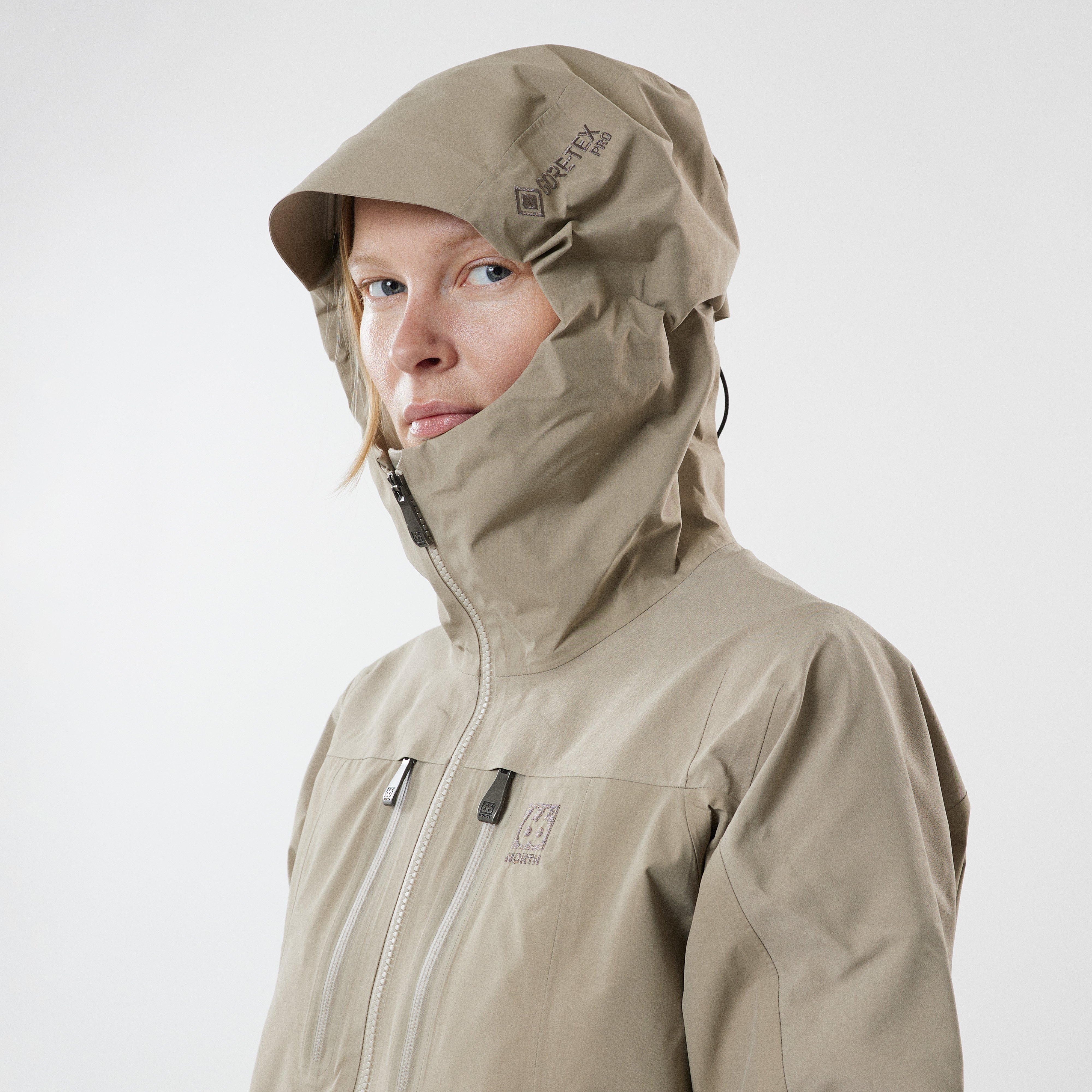 Hornstrandir  Volcanic Desert model-women