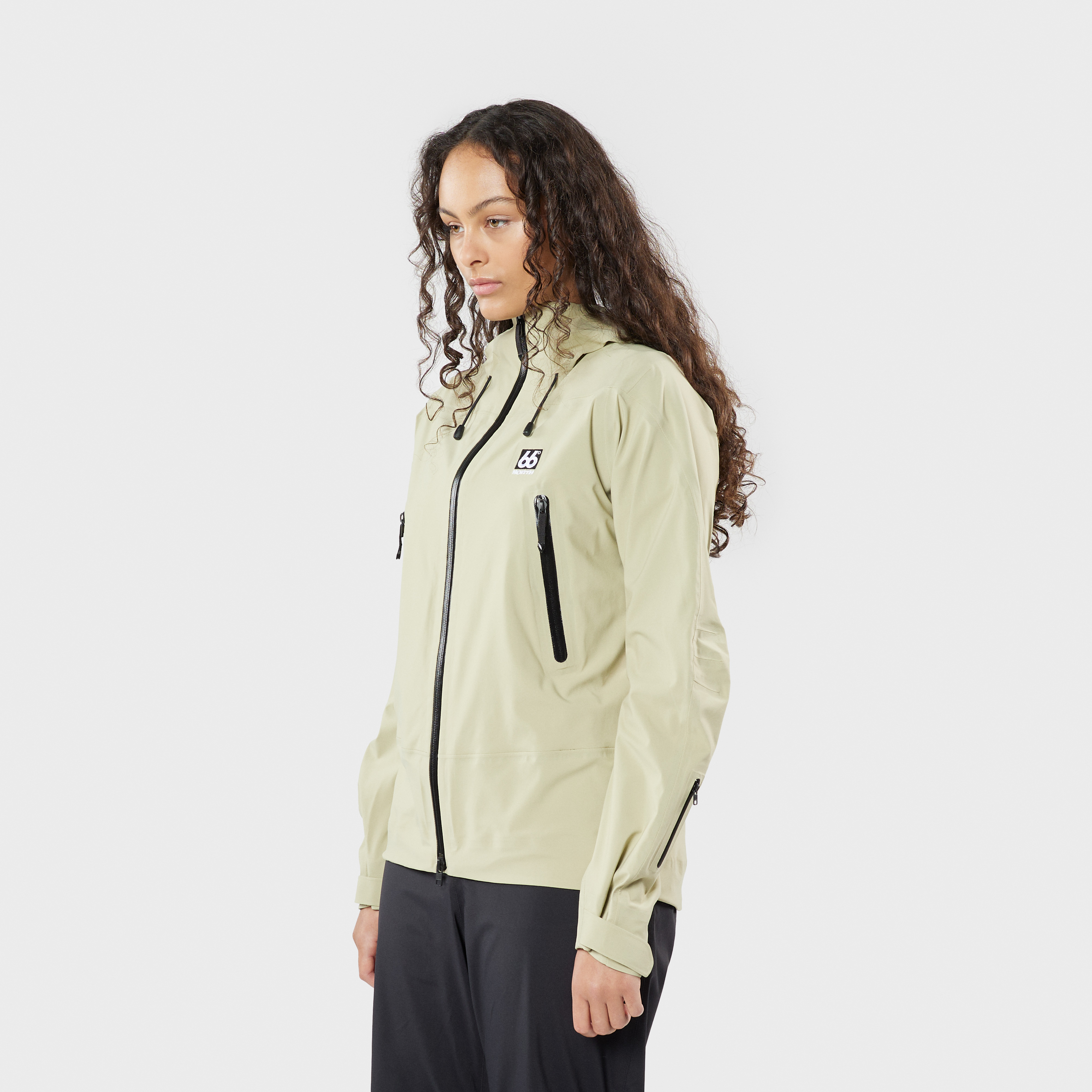 Snæfell model-women