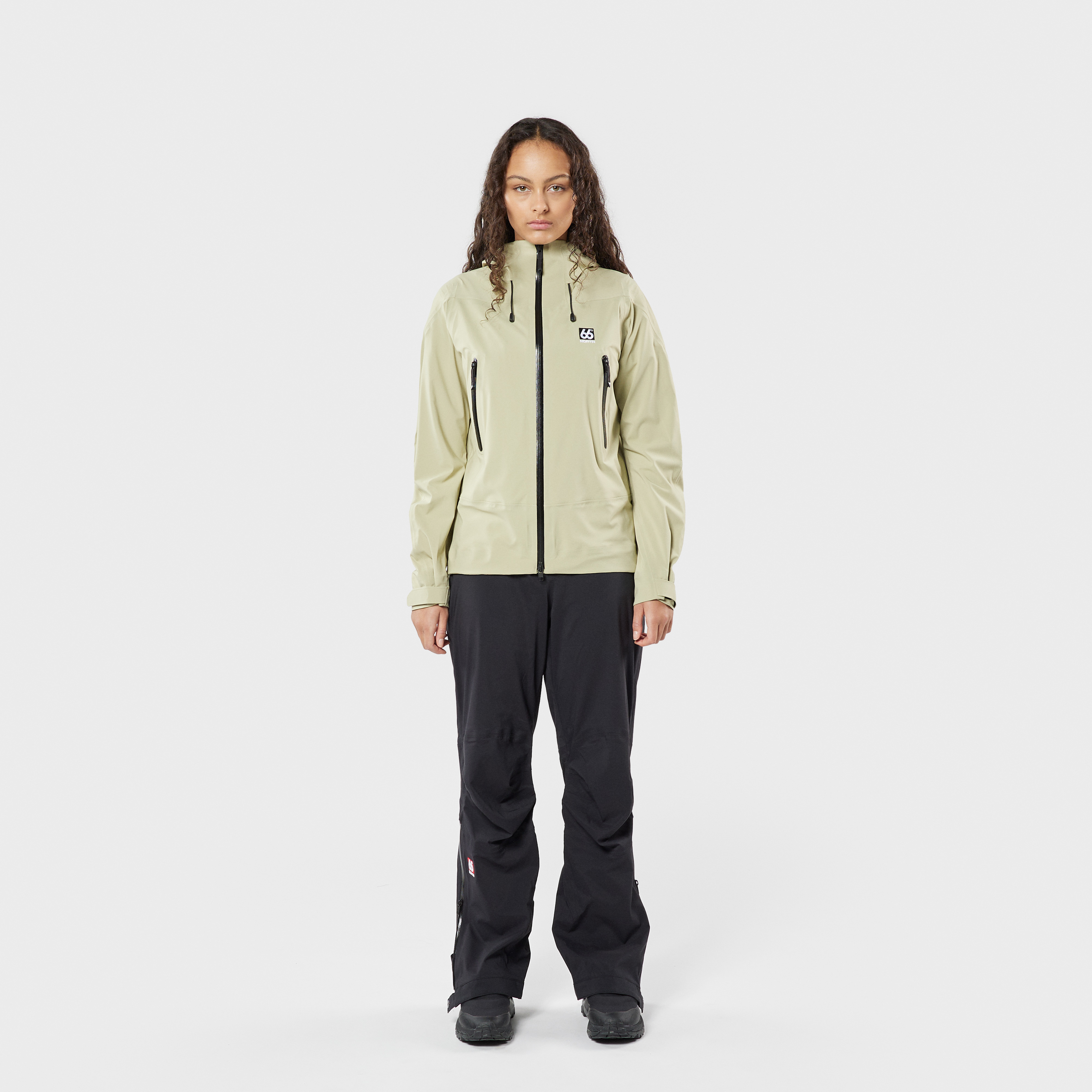 Snæfell model-women