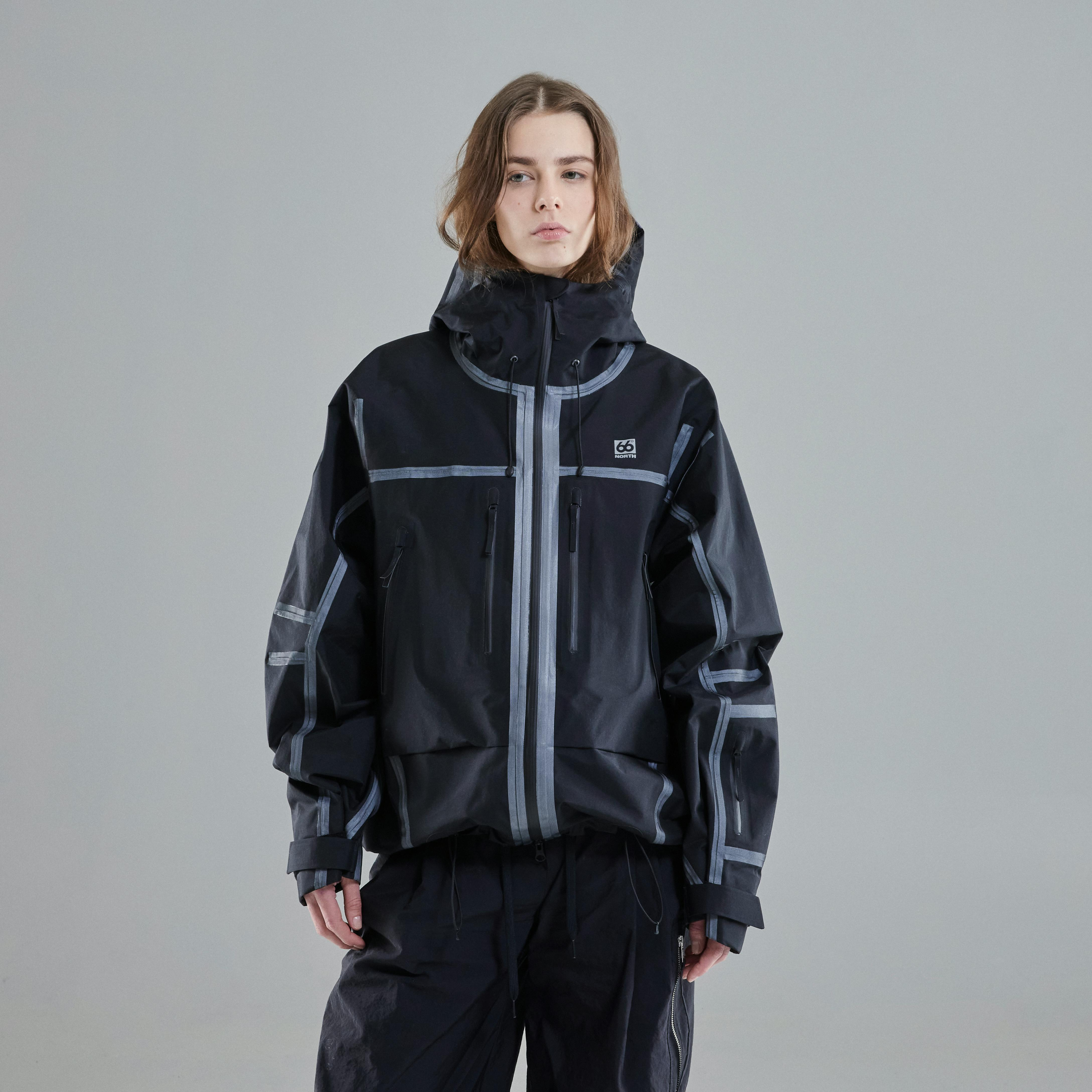 Ægisíða Black model-women