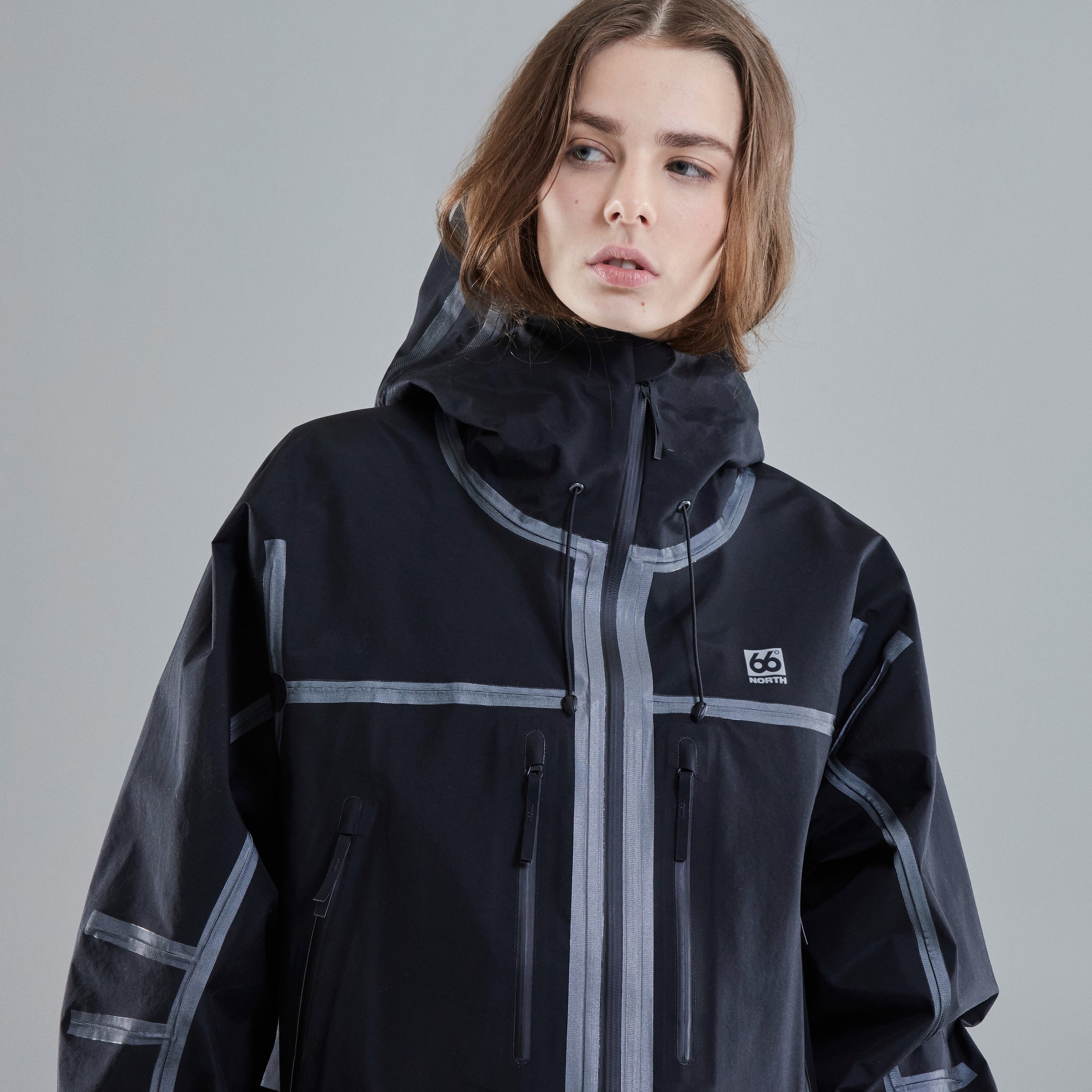 Ægisíða Black model-women