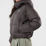 Dyngja Licorice model-women