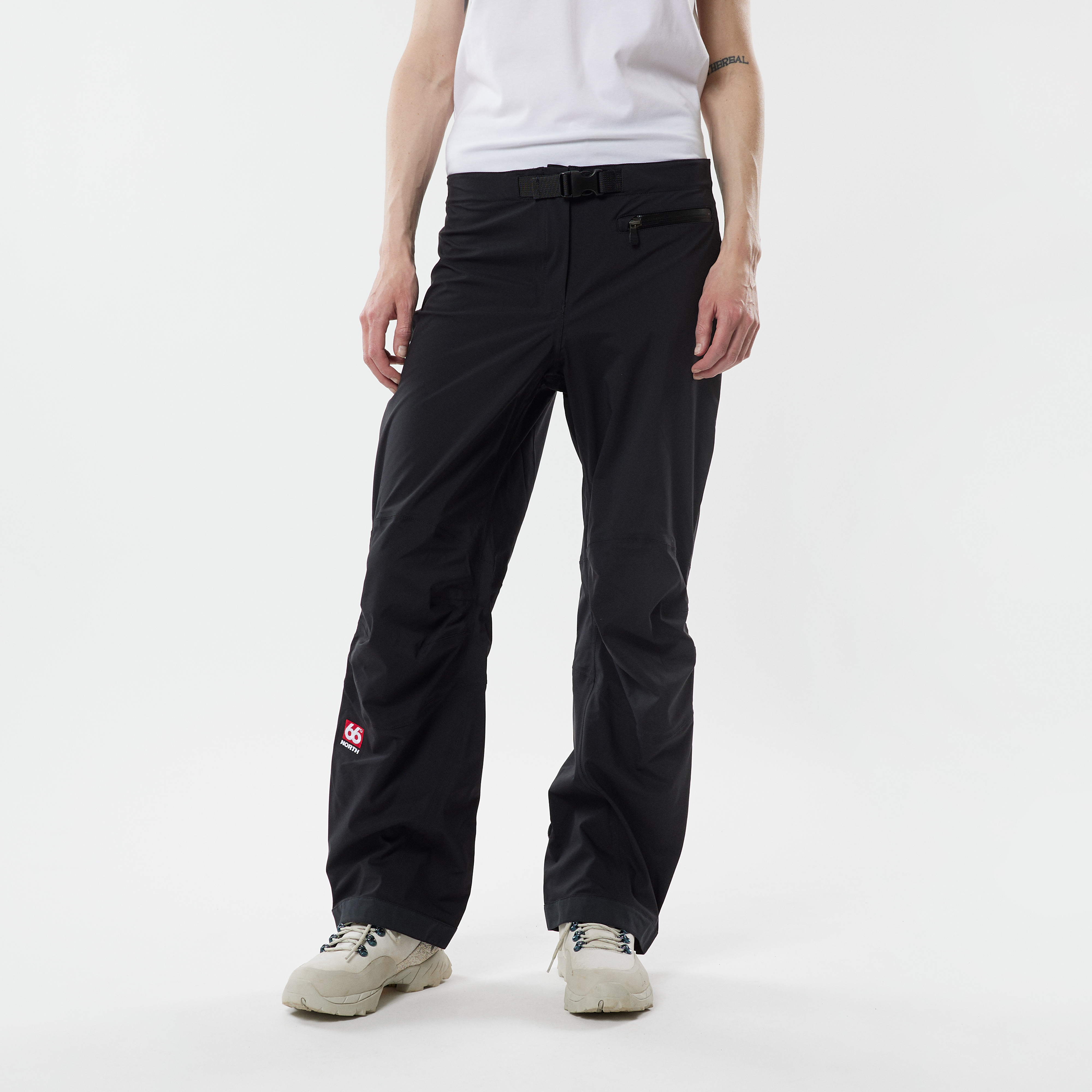 Snæfell Black model-women