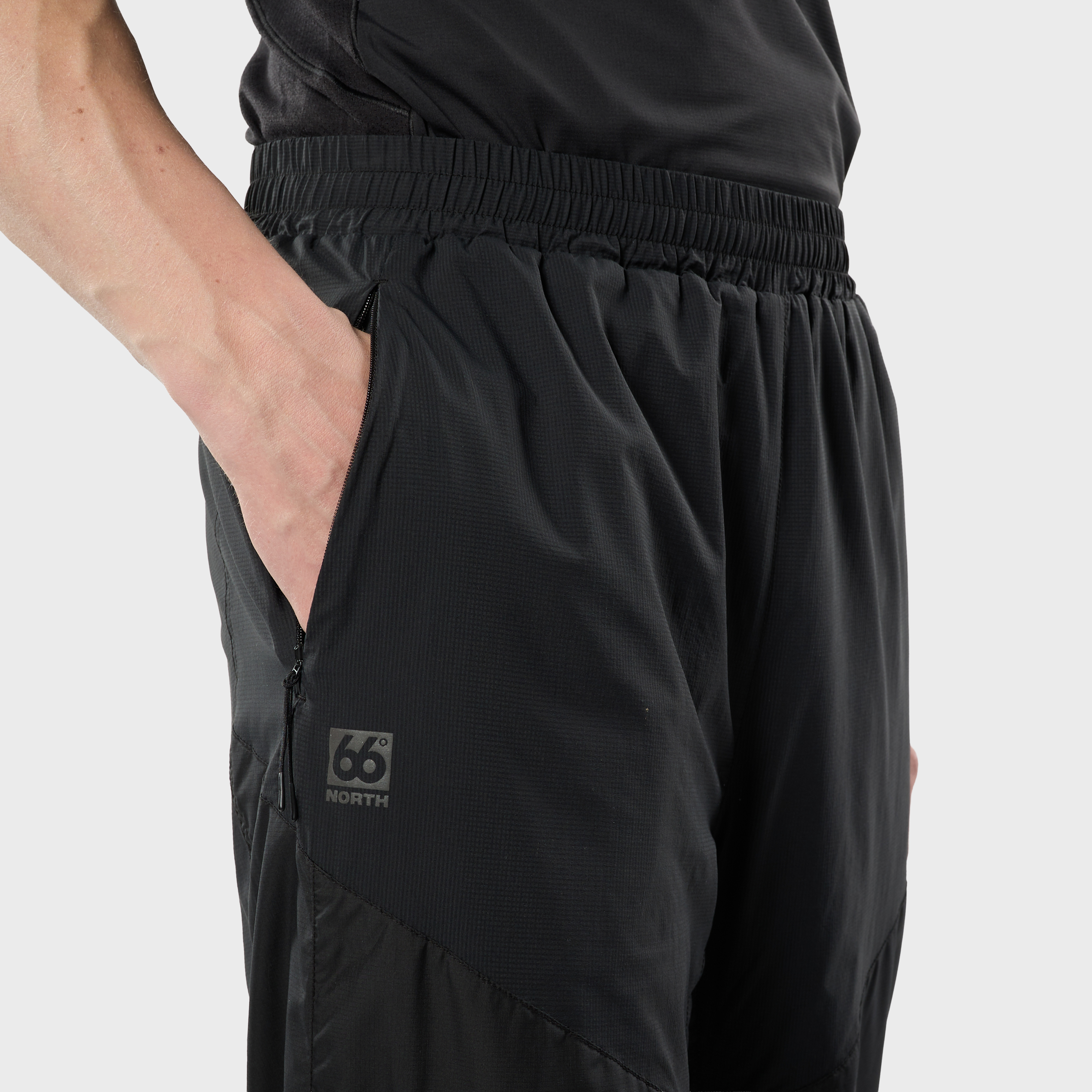 Ljosufjoll Insulated Pull-Up Pants model-men