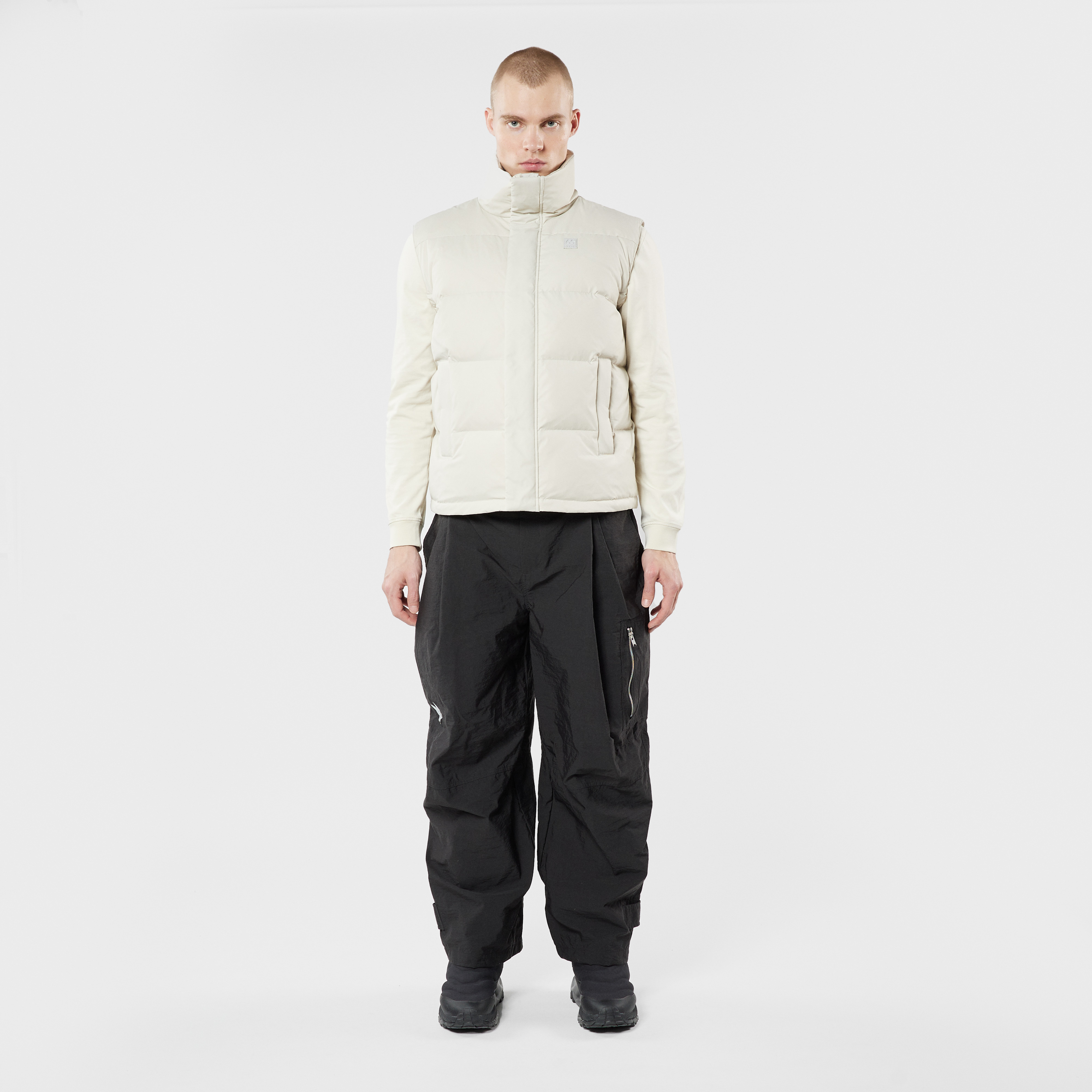 Dyngja model-men